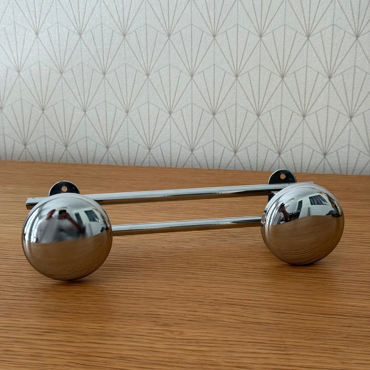 Vintage French Metal 2 Hook Coat Rack/Wall-Mounted Entryway Storage 1310258