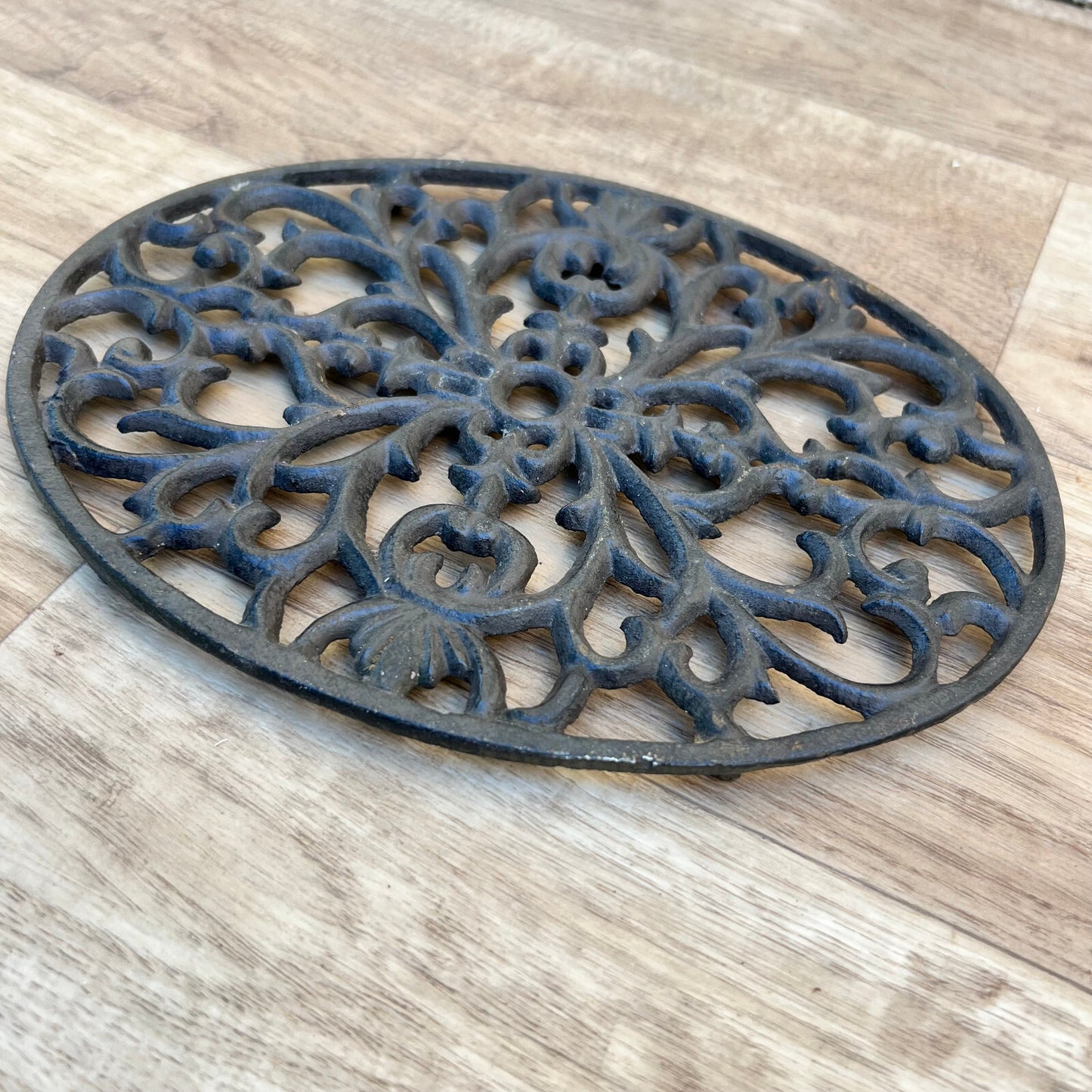French Cast Iron Trivet Ornate Floral Vintage Kitchen Decor 13092215 Unbranded