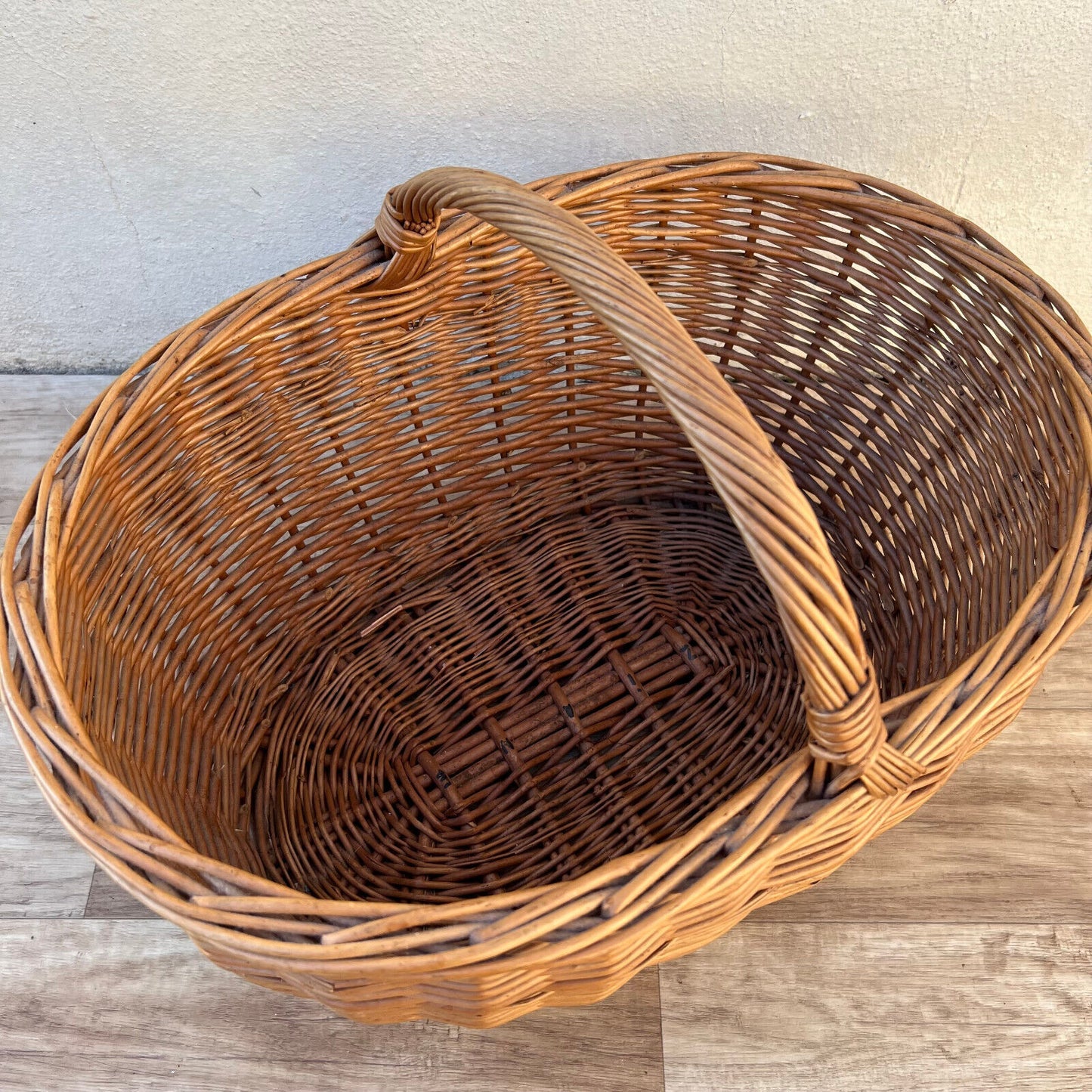 French Wicker Basket market fruits Chic Vintage Woven Rattan 09032517 Fleamarketfrance