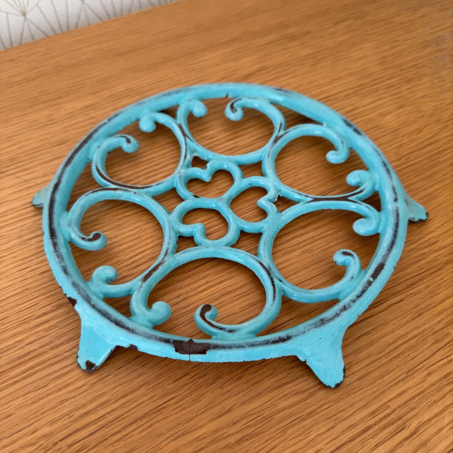 Vintage French Cast Iron Trivet Turquoise Blue Kitchen Stand 1302269 Does Not Apply
