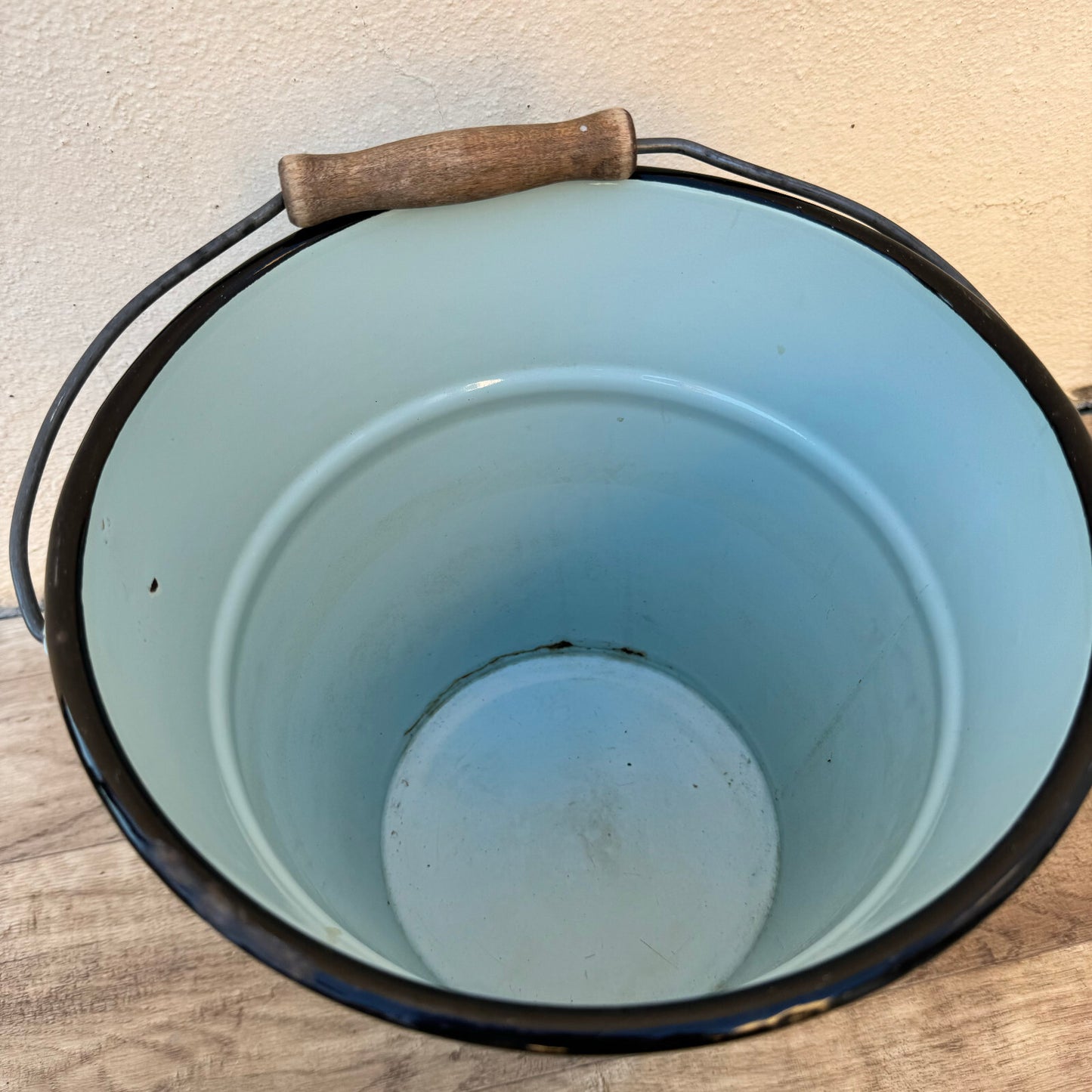 Vintage French Enamel Bucket Blue Water Pail Wood Handle 24cm 07082411 Fleamarketfrance