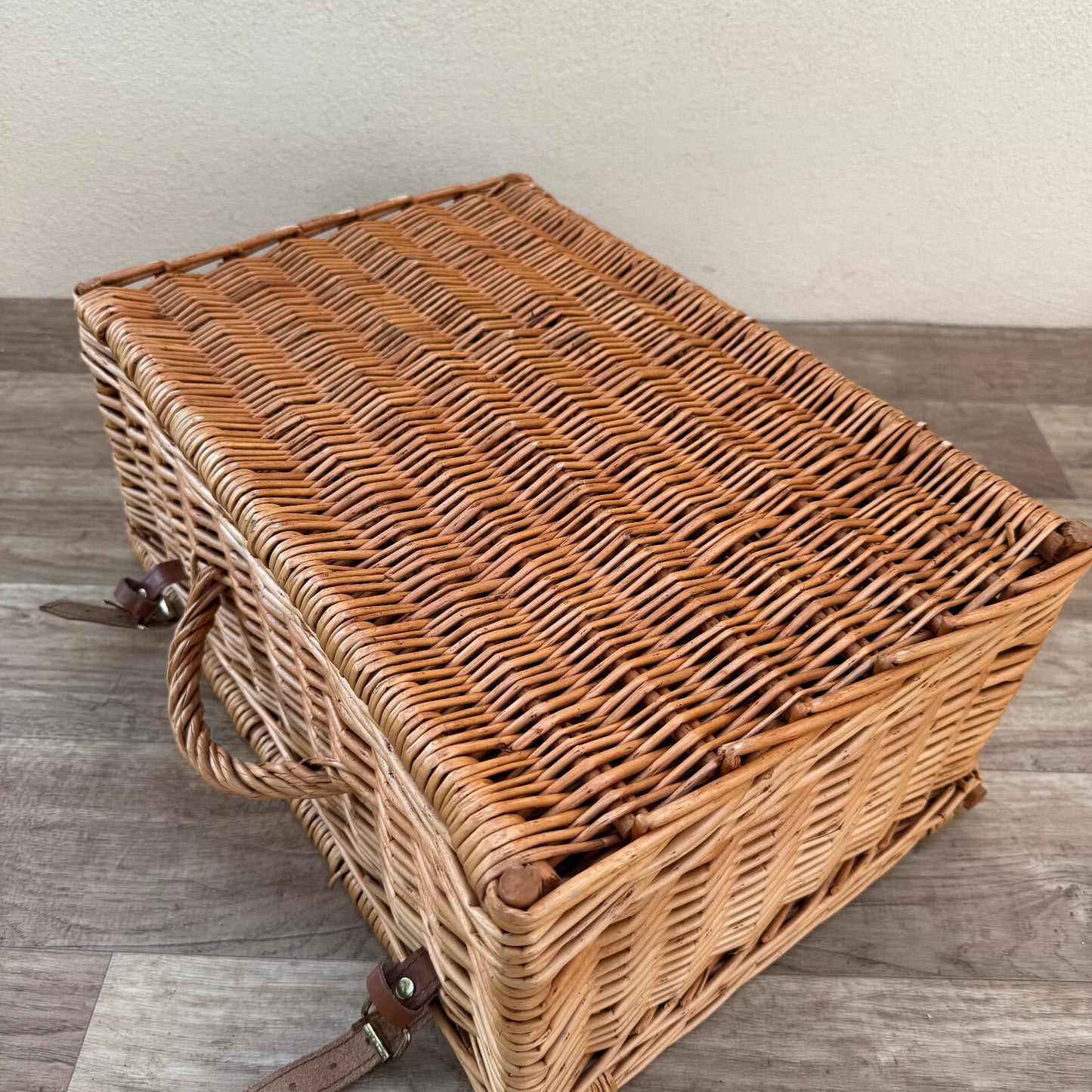 Vintage French Wicker Wicker Picnic Basket Large 1308252* Unbranded