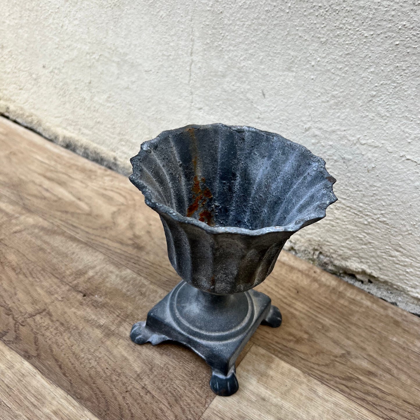 French Cast Iron Urn Vintage Garden Planter Pedestal Footed 20082220 Fleamarketfrance