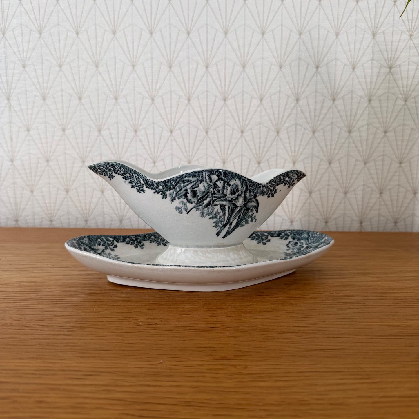 French Gravy Boat floral 0409261
