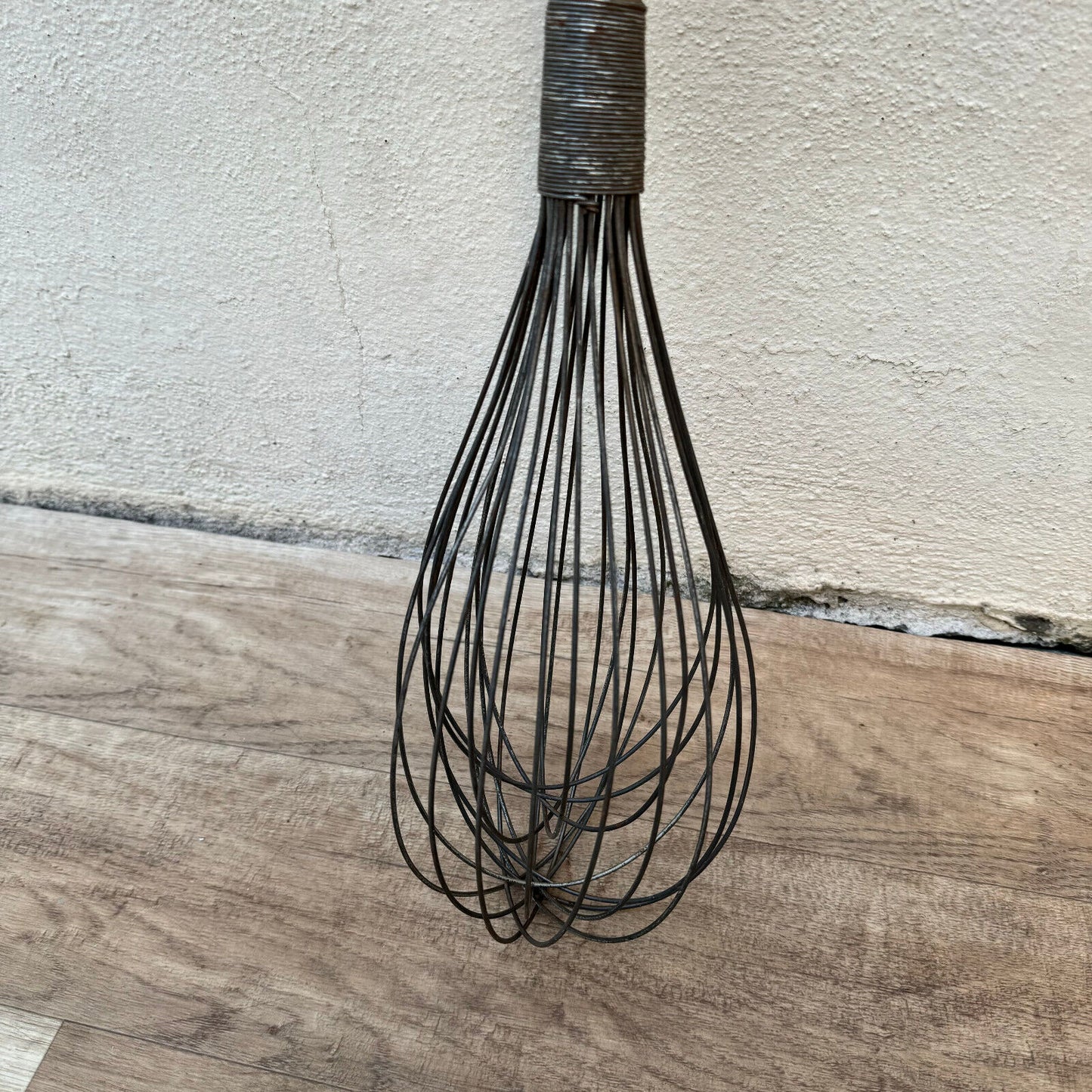 HUGE VINTAGE FRENCH WIRE WHIP WHISK WOODEN HANDLE KITCHEN UTENSIL 19 " 2604246 - Fleamarketfrance