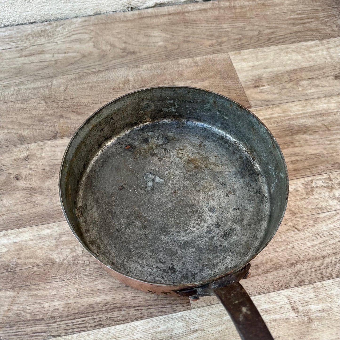 Vintage French Copper Sauteuse Pan Villedieu 24.5cm Restoration 17122218 Fleamarketfrance