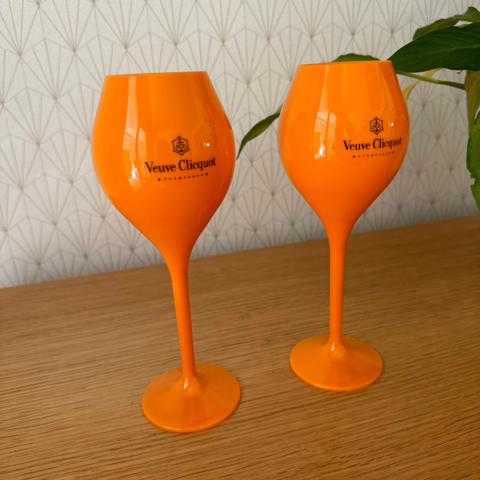 Veuve Clicquot Orange Champagne Flutes Glasses Set of 2 Brand New 2507261 Veuve Cliquot Clicquot