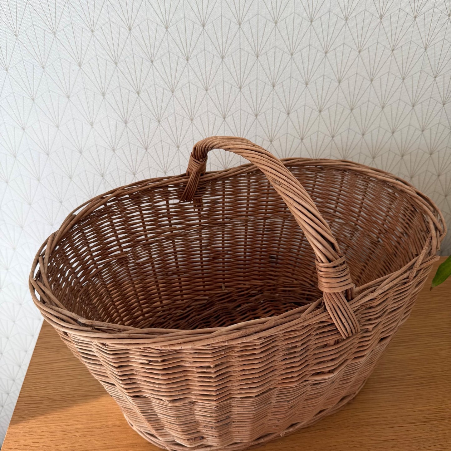 French Wicker Basket market fruits Chic Vintage Woven Rattan 13012620 Fleamarketfrance : French vintage and antique decor