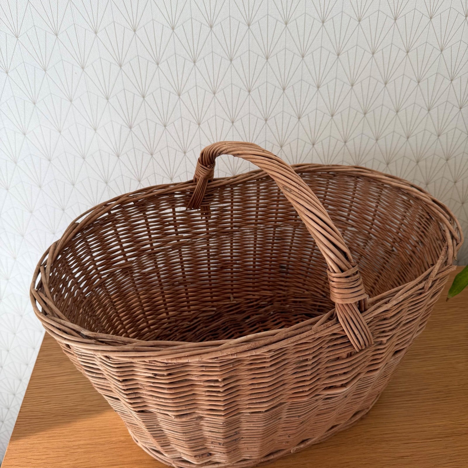 French Wicker Basket market fruits Chic Vintage Woven Rattan 13012620 Fleamarketfrance : French vintage and antique decor