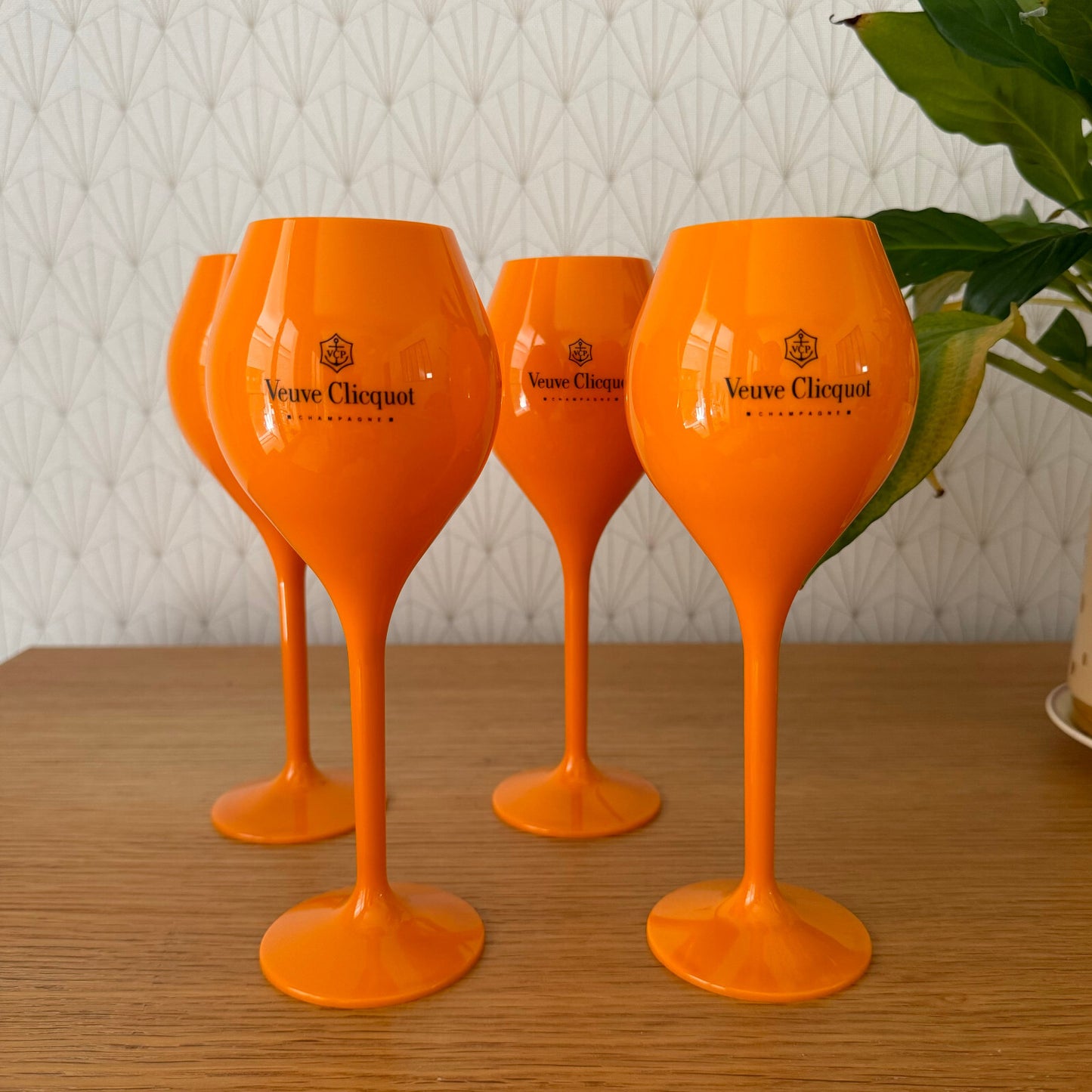 Veuve Clicquot Orange Champagne Flutes Set of 4 French Wine Glasses 1507251* Veuve Cliquot Clicquot