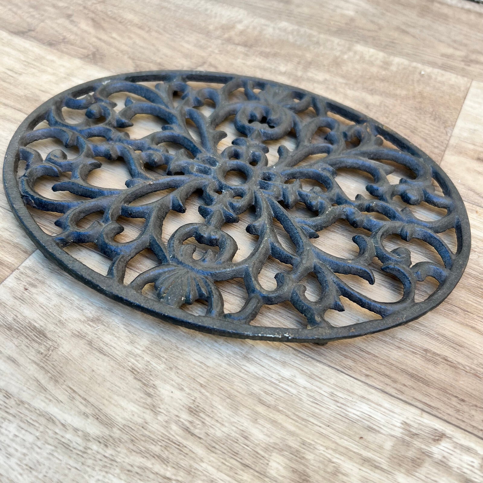French Cast Iron Trivet Ornate Floral Vintage Kitchen Decor 13092215 Unbranded