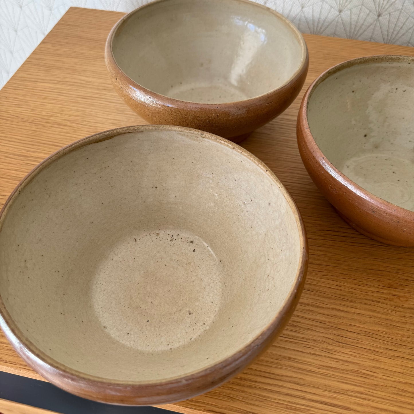4 VINTAGE FRENCH STONEWARE BOWLS FARMHOUSE CERAMIC MIXING BOWL 2205252