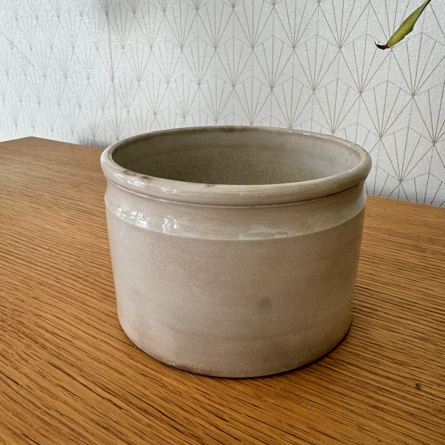 HANDMADE GLAZED White FRENCH CONFIT JAM POT SMALL CREIL MONTEREAU 1506244 Unmarked