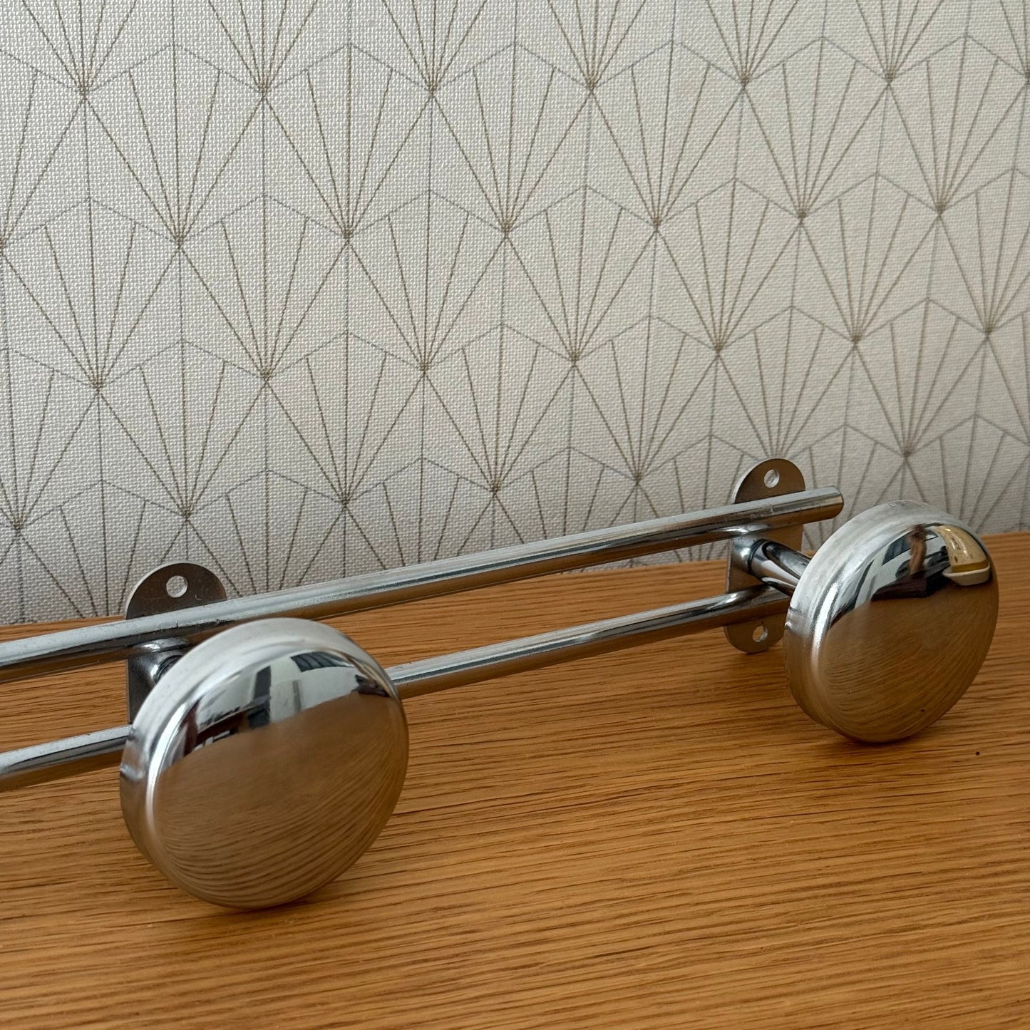 Vintage French Metal 4 Hook Coat Rack/Wall-Mounted Entryway Storage 1310251