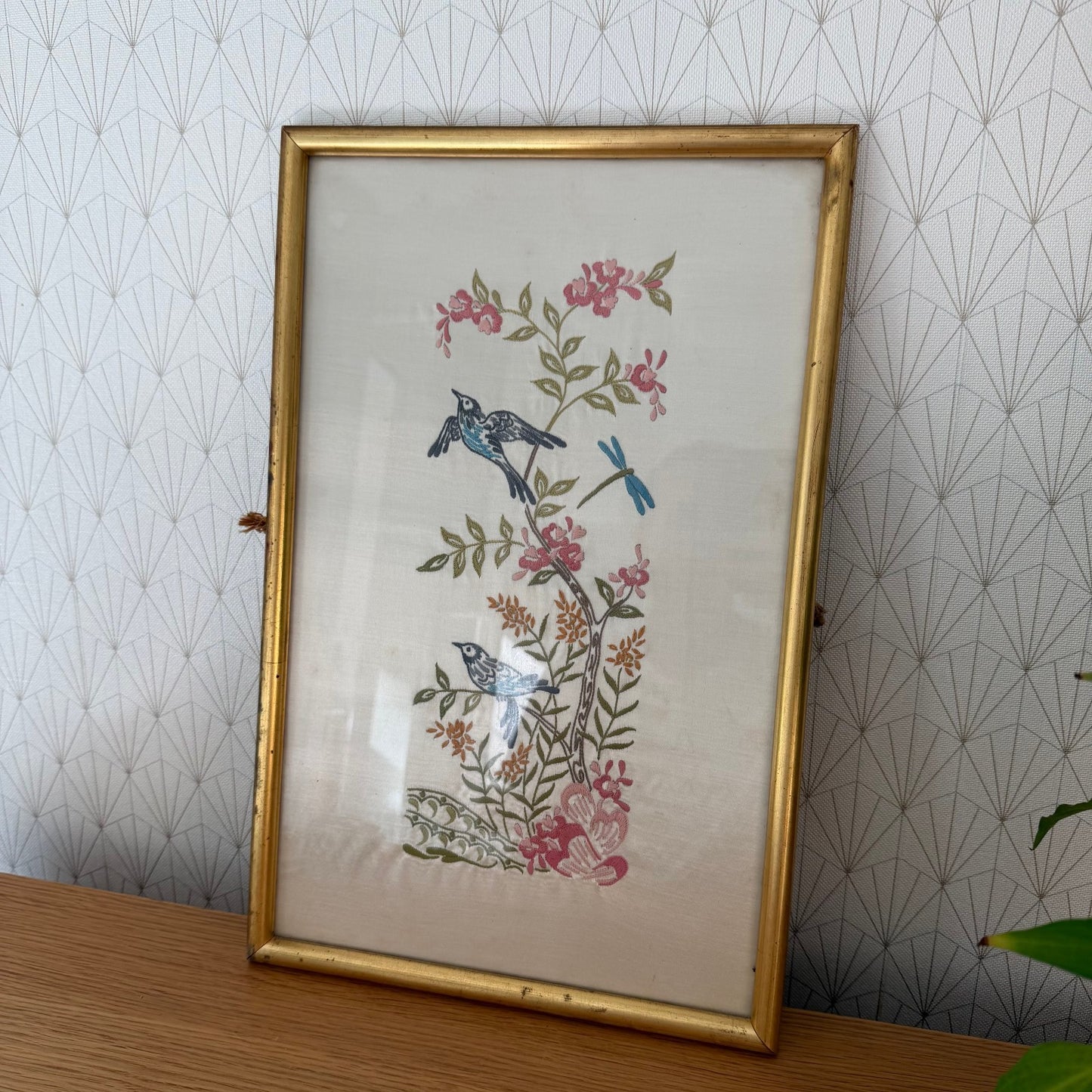 Vintage Chinese Silk Embroidery Birds Flowers Gold Frame 18x12" 2710253 Fleamarketfrance : French vintage and antique decor