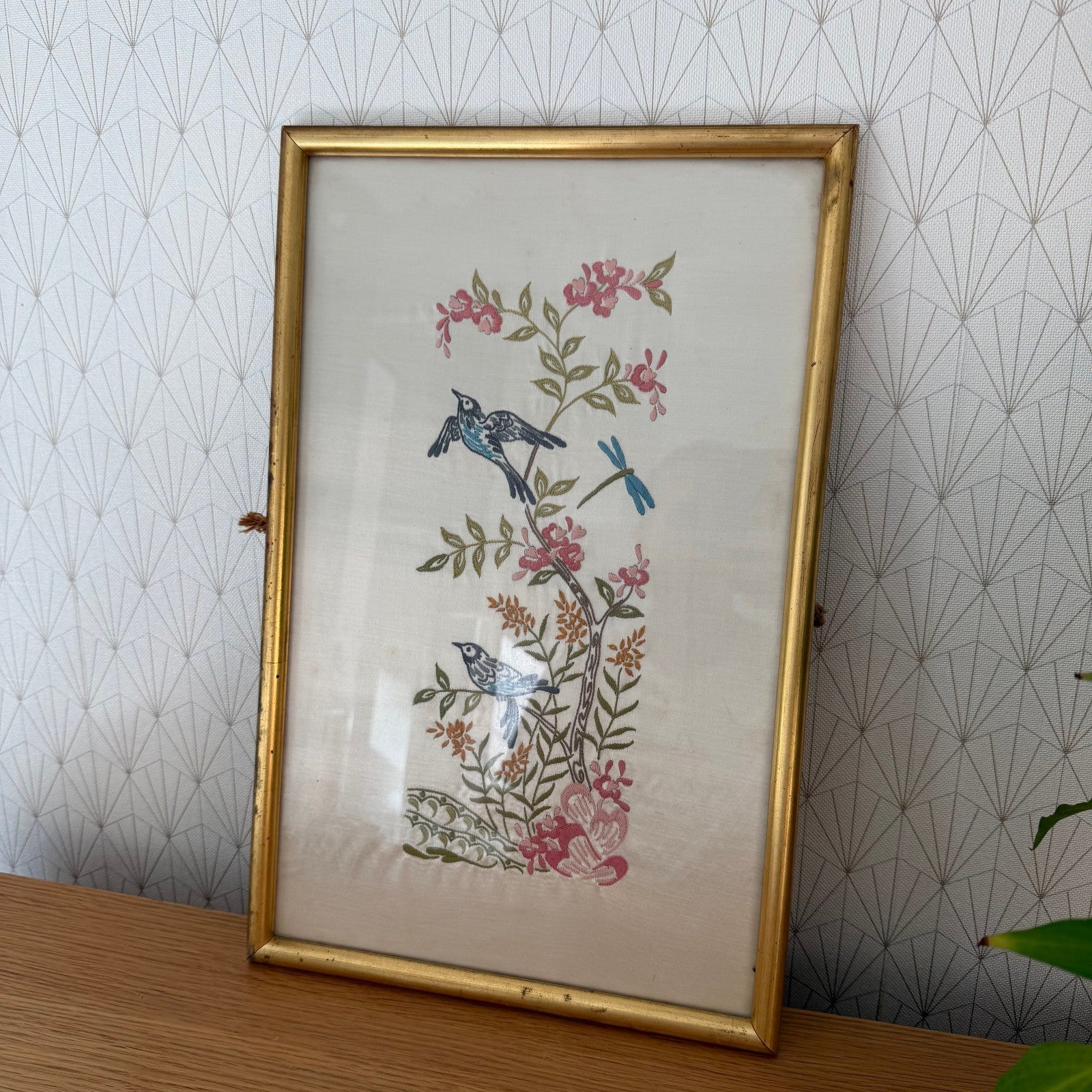 Vintage Chinese Silk Embroidery Birds Flowers Gold Frame 18x12" 2710253 Fleamarketfrance : French vintage and antique decor