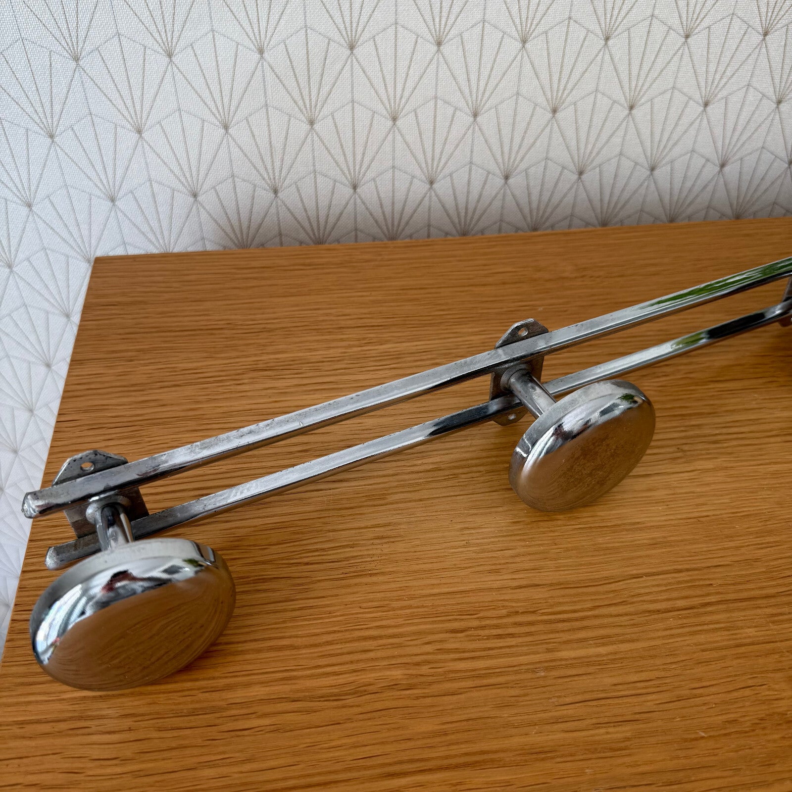 Vintage French Metal 4 Hook Coat Rack/Wall-Mounted Entryway Storage 12062514 Unbranded