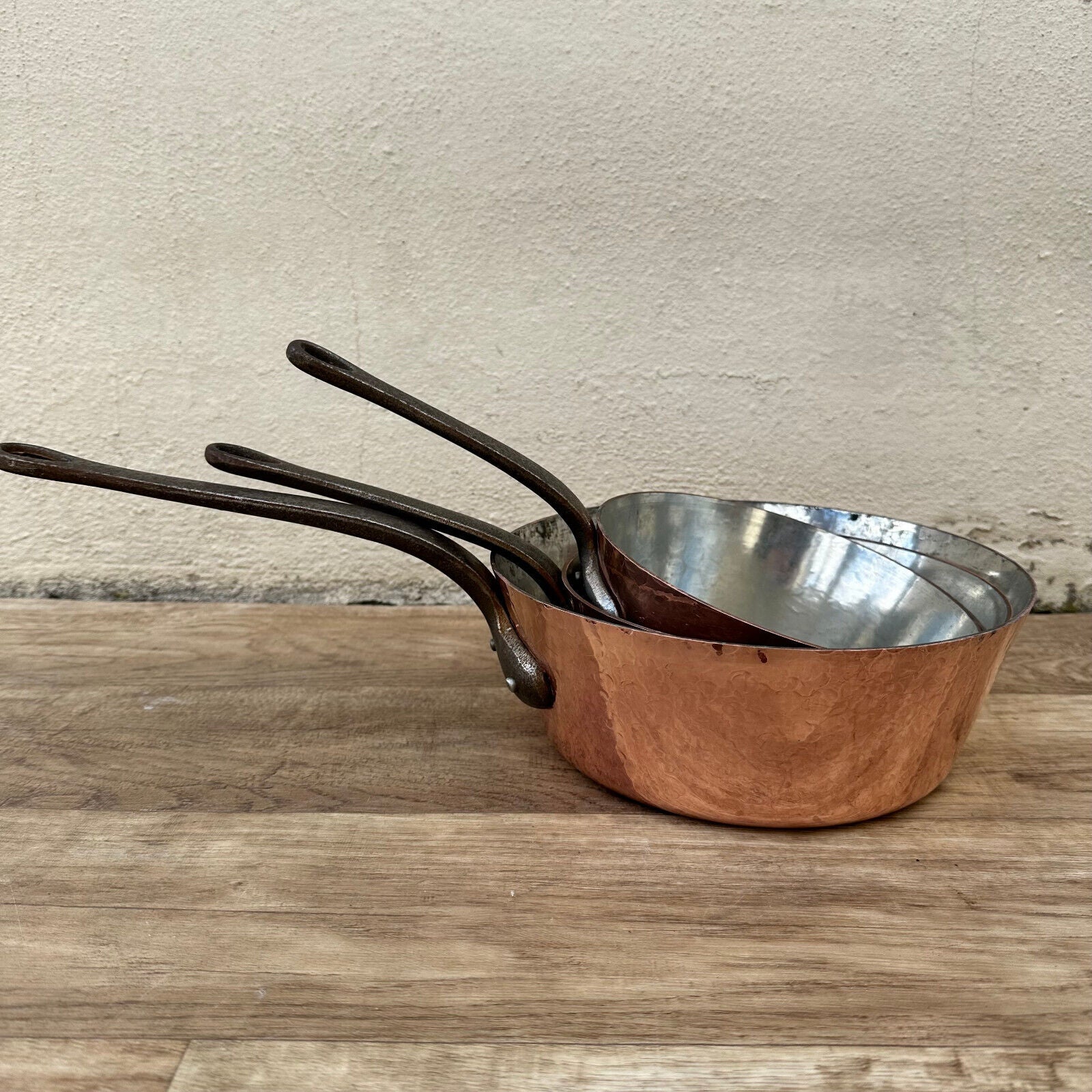 set of 3  hammered windsor French copper pans 4kg 2mm 12092415 - Fleamarketfrance