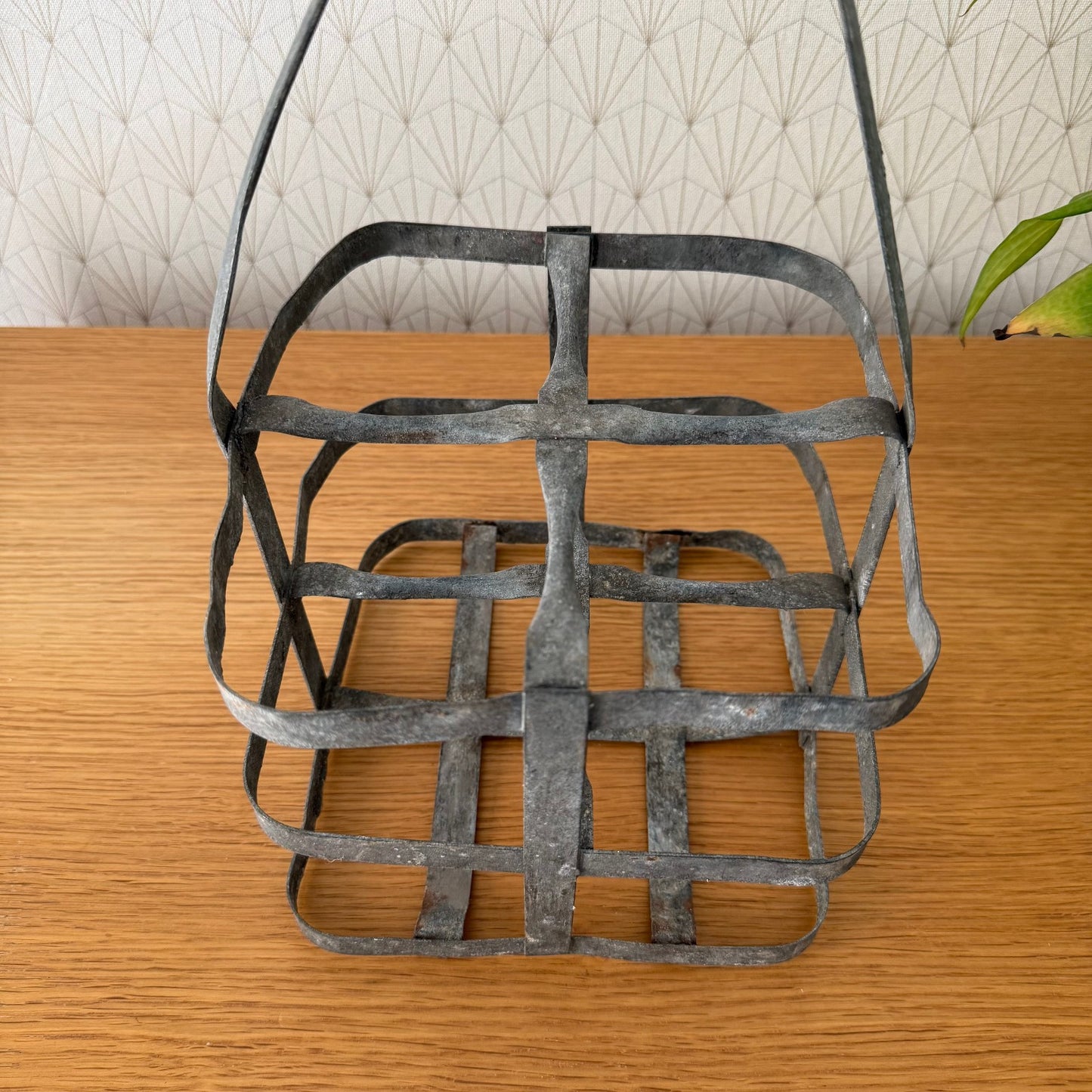 ANTIQUE VINTAGE FRENCH Handmade Metal 4 zinc Bottle Wine Carrier Basket 08072512