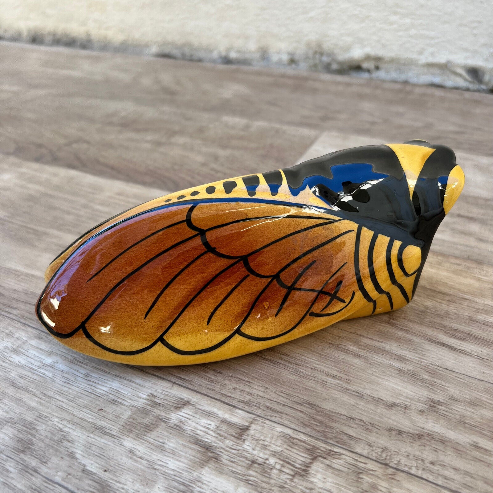 Vintage French MAJOLICA CICADA great shape WALL POCKET VASE 2007228 - Fleamarketfrance