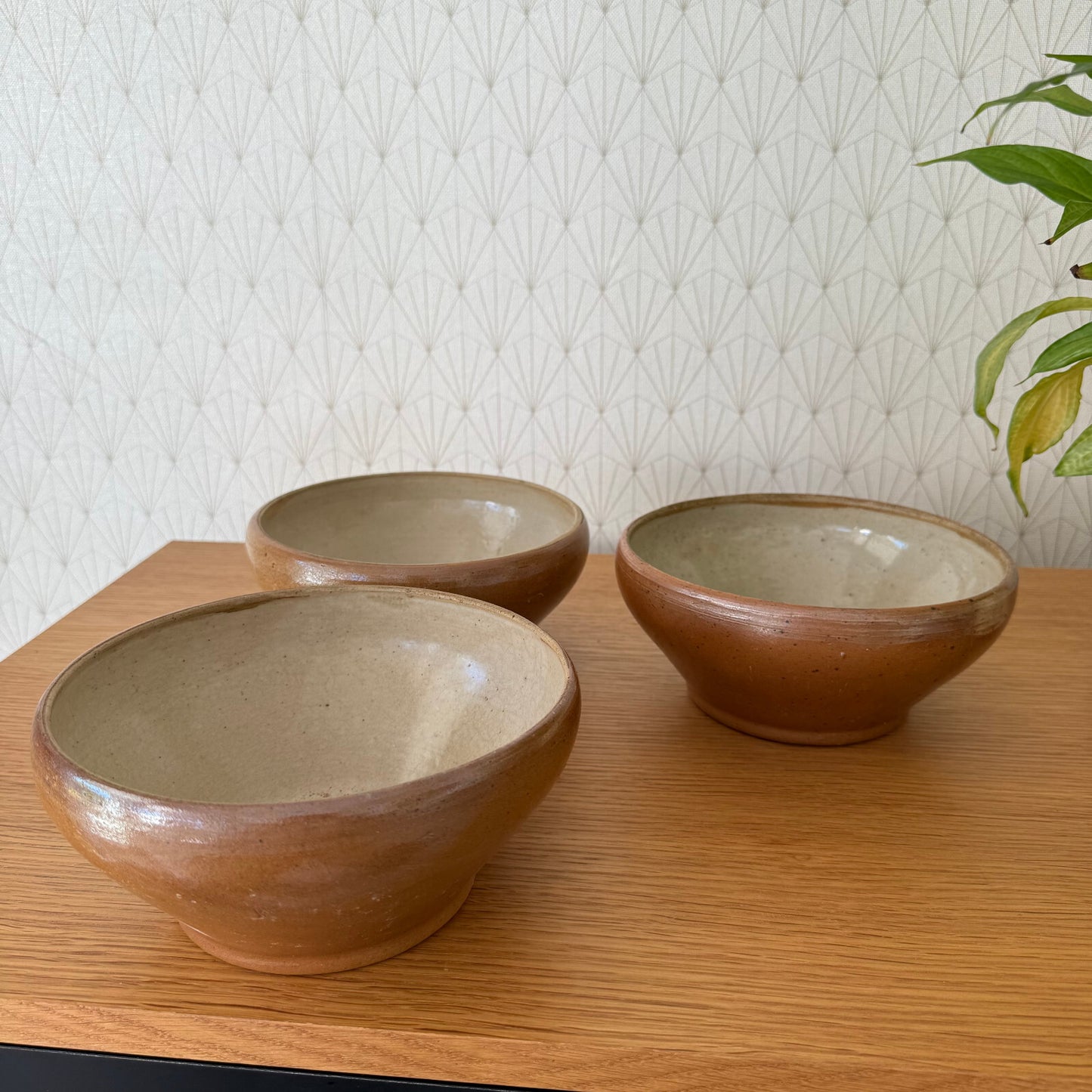 4 VINTAGE FRENCH STONEWARE BOWLS FARMHOUSE CERAMIC MIXING BOWL 2205252