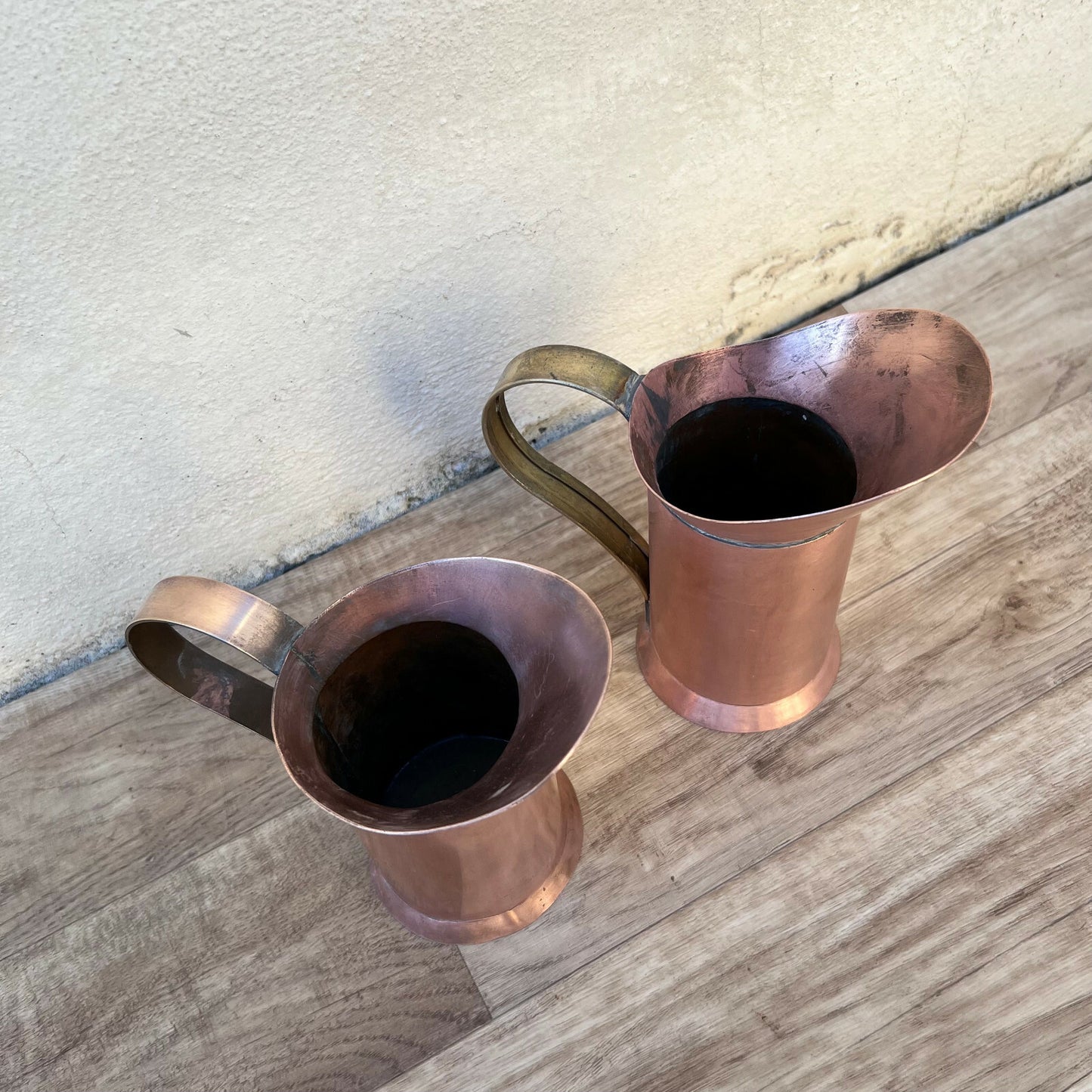 Set 2 Vintage French Copper Pitchers Small Jugs Brass Handles 1203223 Fleamarketfrance