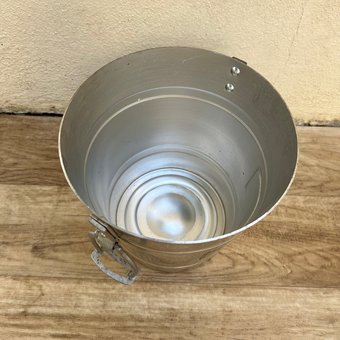Vintage Perrier Jouet Champagne Ice Bucket French Metal Cooler 2802254 Perrier-Jouët