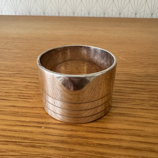 CHRISTOFLE FRANCE SILVERPLATE ANTIQUE NAPKIN RING 08052410 Christofle
