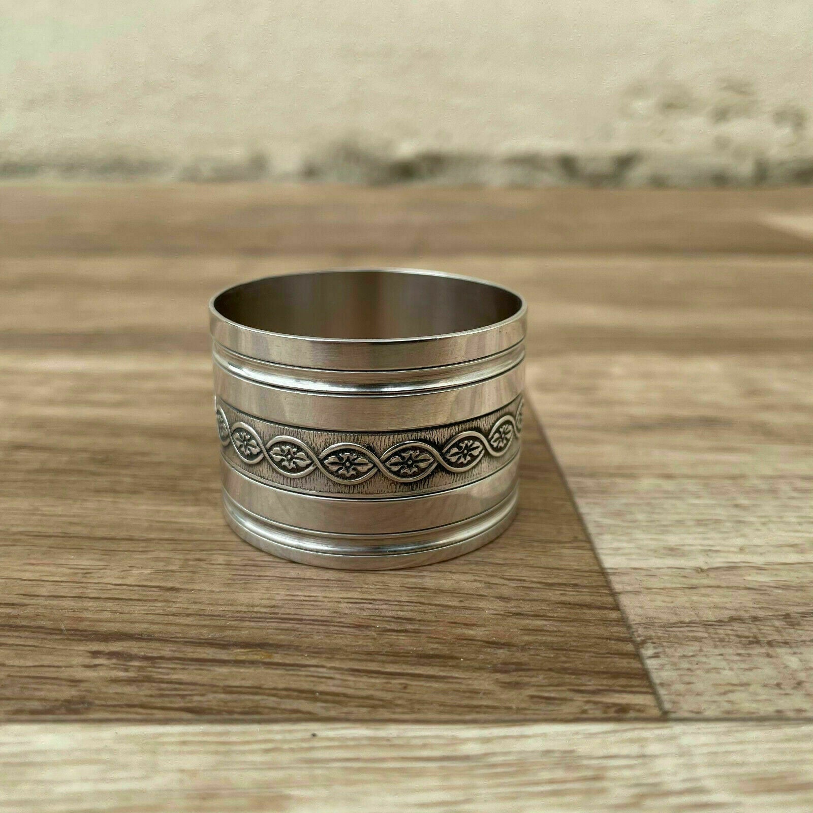 CHRISTOFLE FRANCE SILVERPLATE ANTIQUE NAPKIN RING 04082111 - Fleamarketfrance