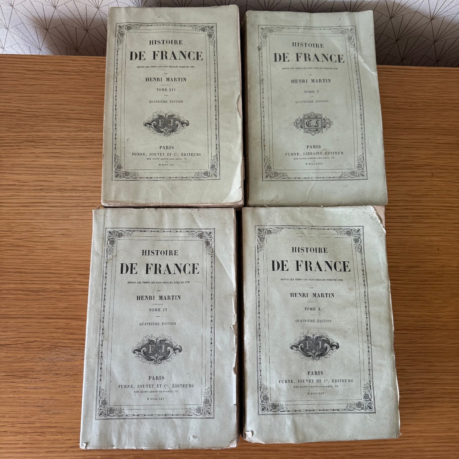 Collection of 4 books old French decoration 2112241 Fleamarketfrance