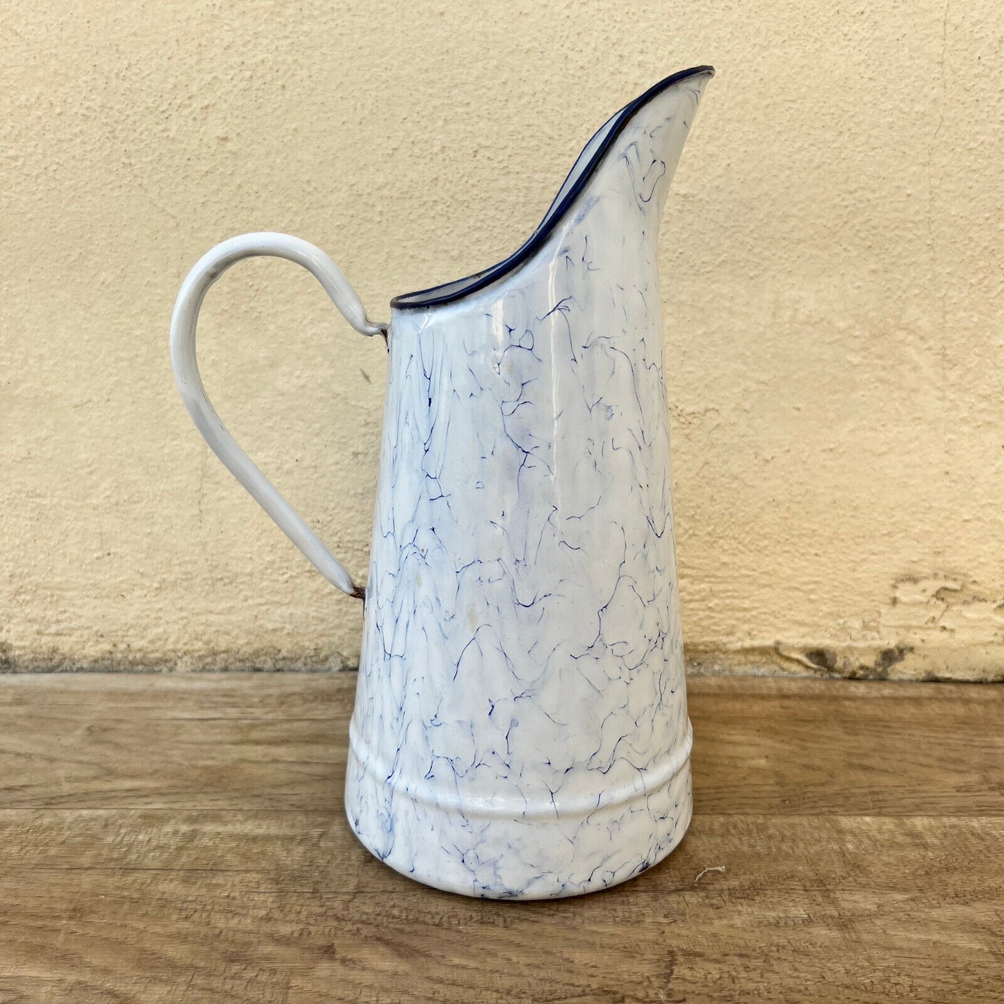 Vintage Enamel pitcher jug water marble blue white 2809227 - Fleamarketfrance