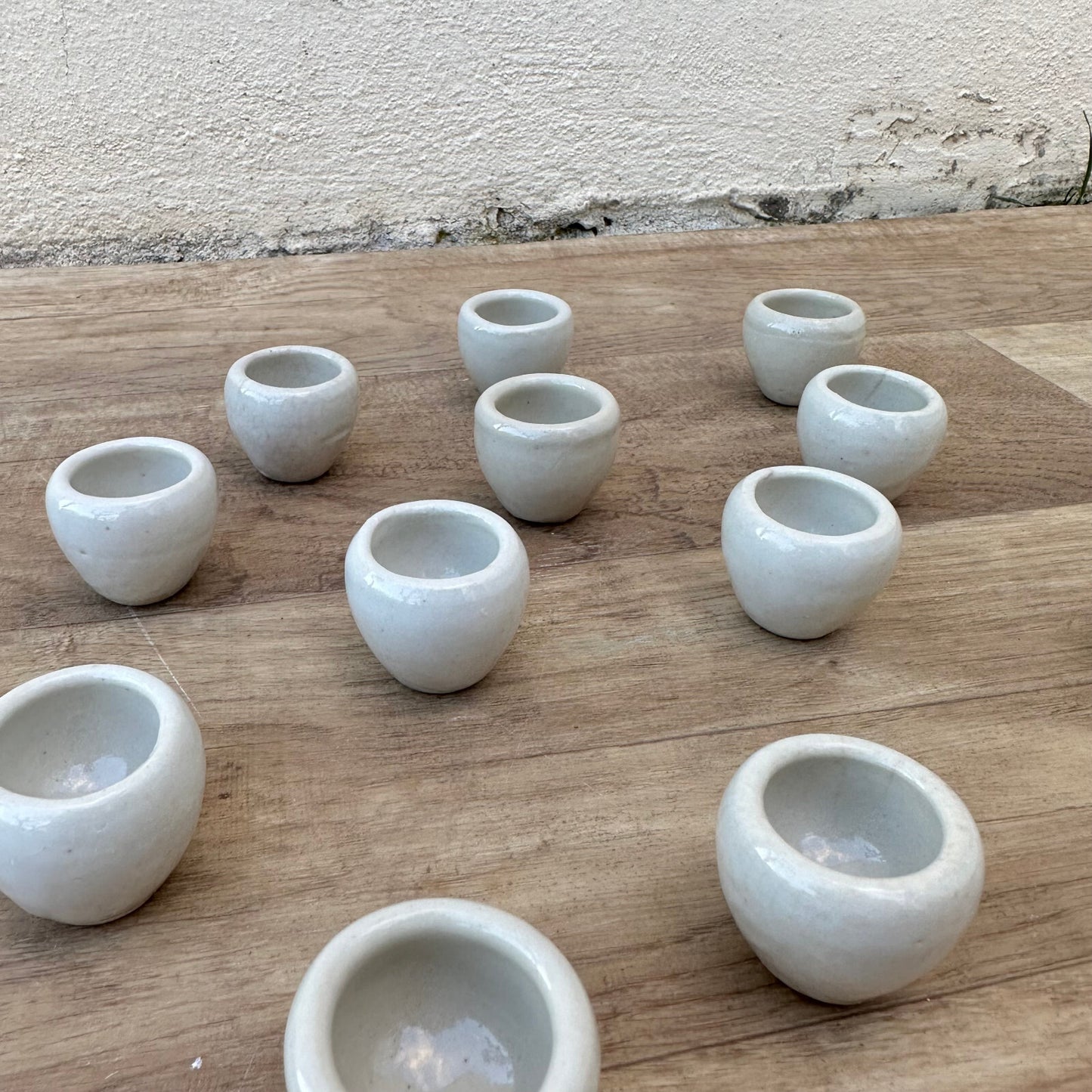 French Escargot Pots Set 12 Vintage Ceramic Snail Cups Pinch Bowls 1111242 Unbranded