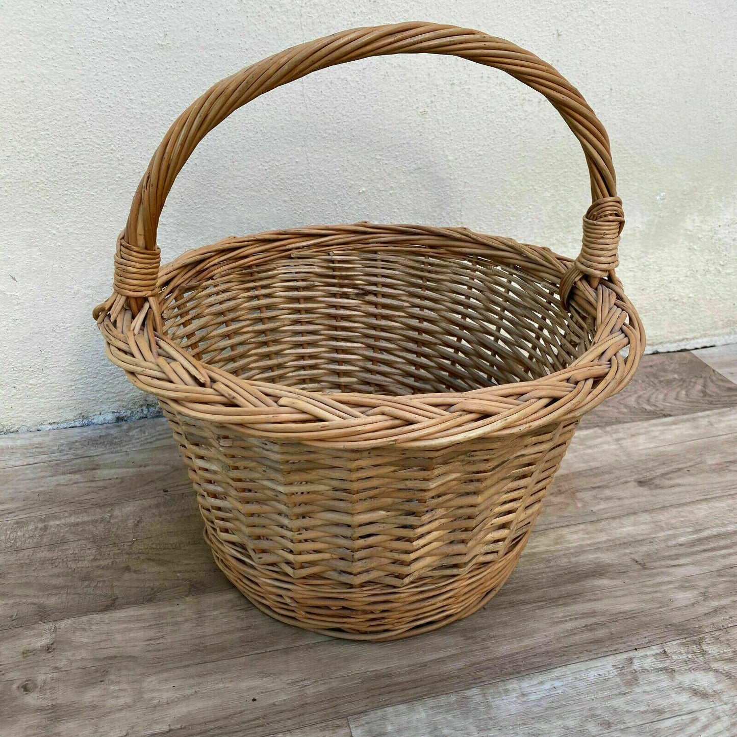 French Wicker Basket market fruits Chic Vintage Woven Rattan 30012121 - Fleamarketfrance