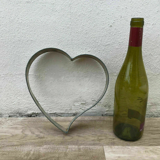 French Heart Cake Tin Vintage Baking Mold 22cm Large Tin 13022613 Unbranded