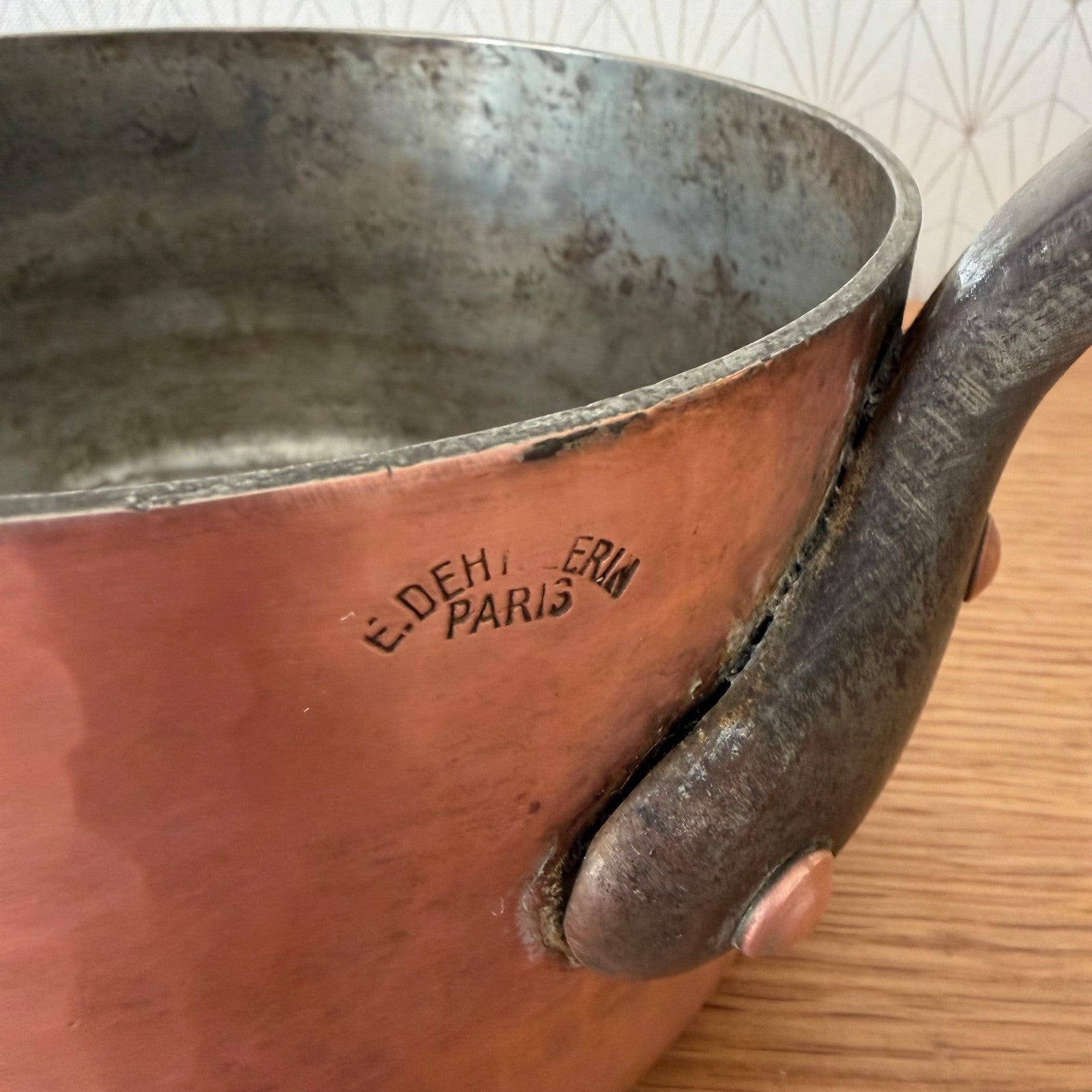 French Copper Saucepan E Dehillerin Paris Tin Lined Hammered 1606261 Unbranded