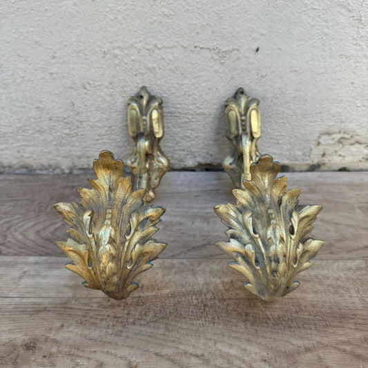 Vintage French Pair of Brass Curtain Tiebacks hooks for Window Drapes 2309241 - Fleamarketfrance