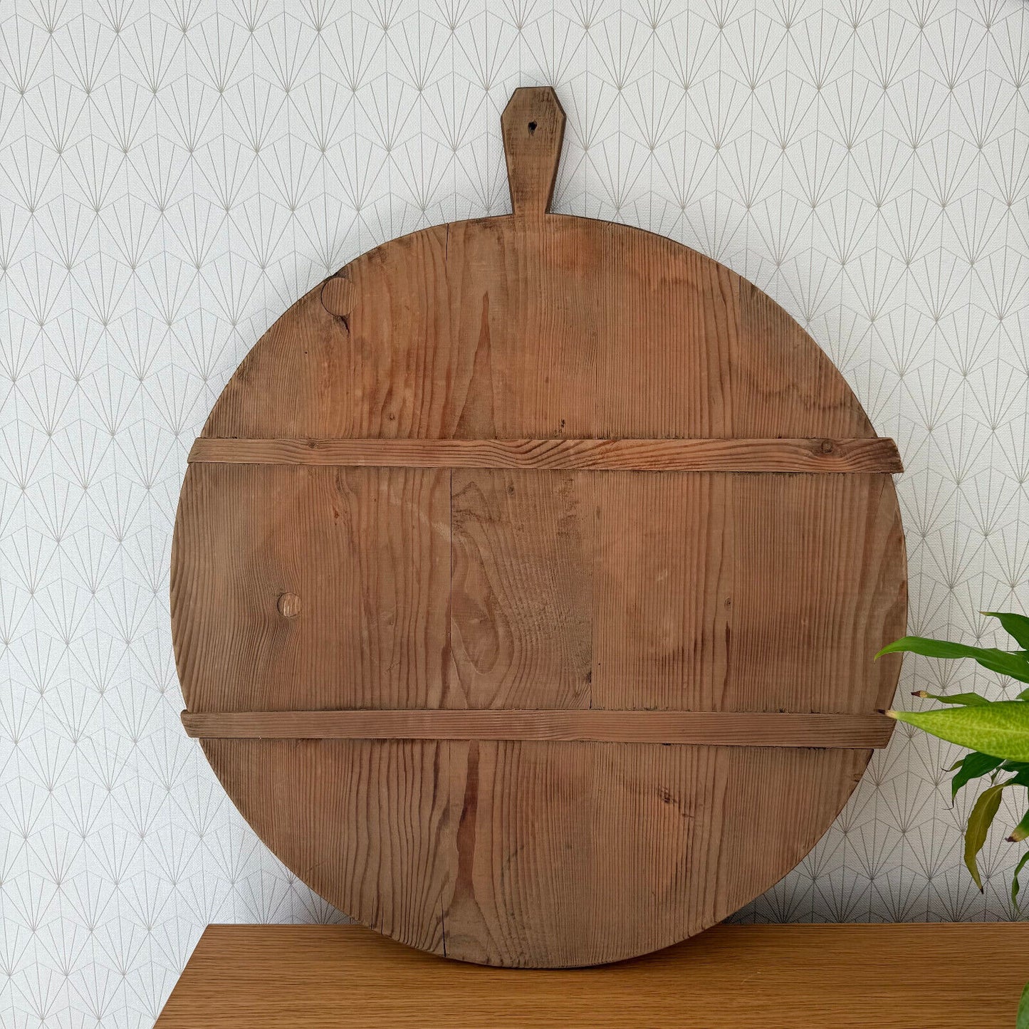 ANTIQUE VINTAGE ROUND EUROPEAN BREAD OR CHOPPING CUTTING BOARD WOOD 0902251 - Fleamarketfrance