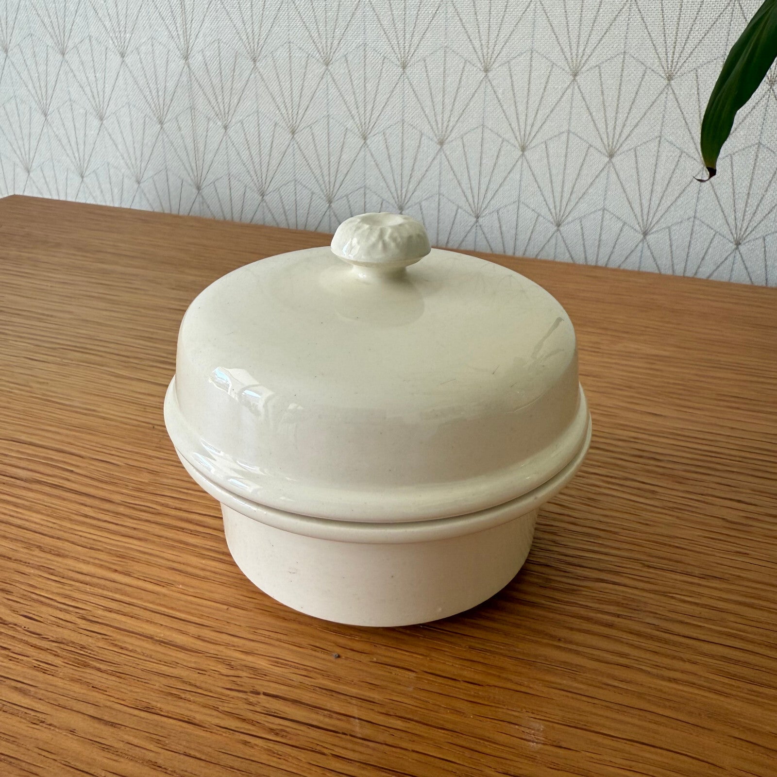 Vintage French Terrine White Ceramic Sarreguemines Foie Gras Pot 11012515 Sarreguemines