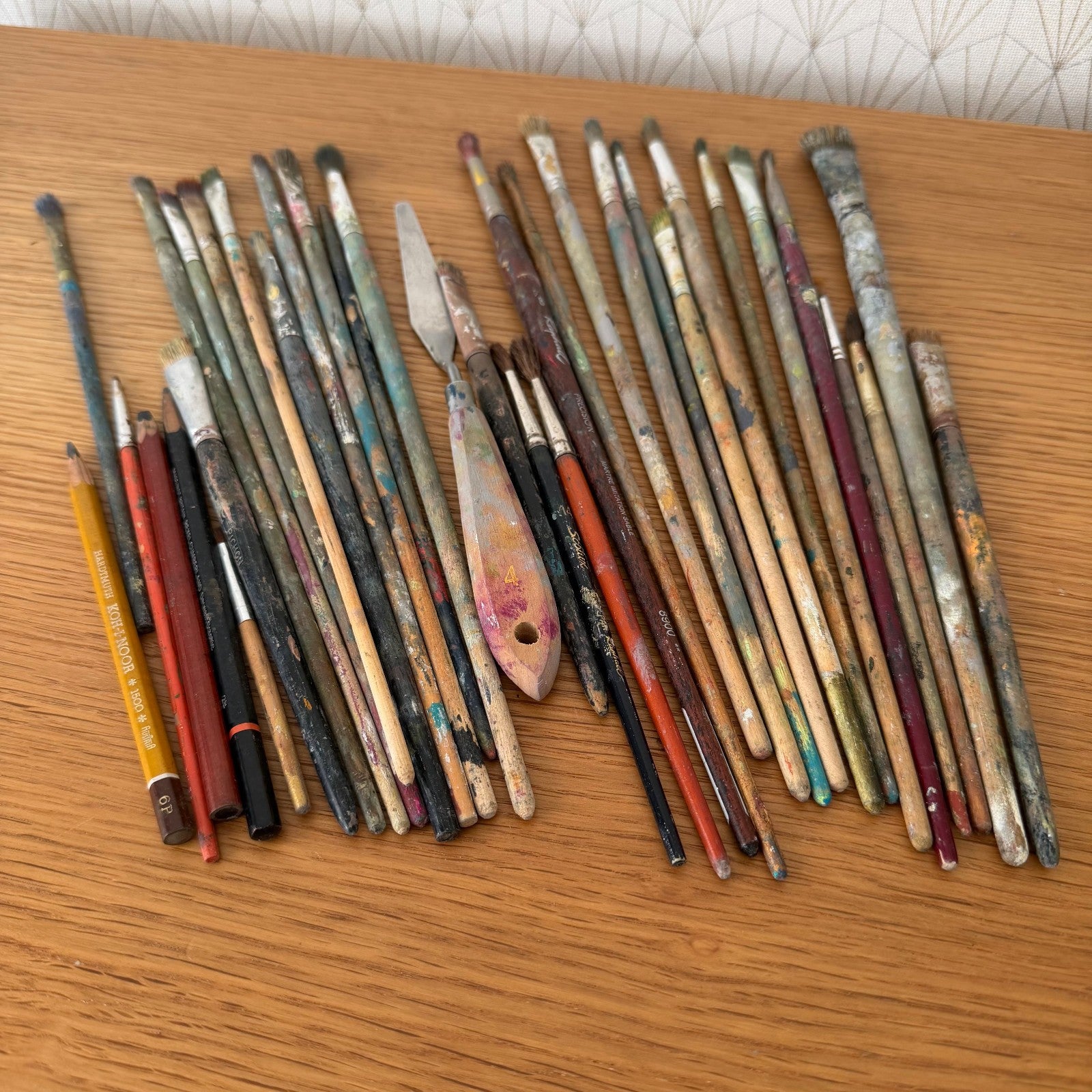 Vintage Used Artist Paintbrush Lot Mixed Set Oil Painting Tools 0708269 Princeton Artist Brush Co.