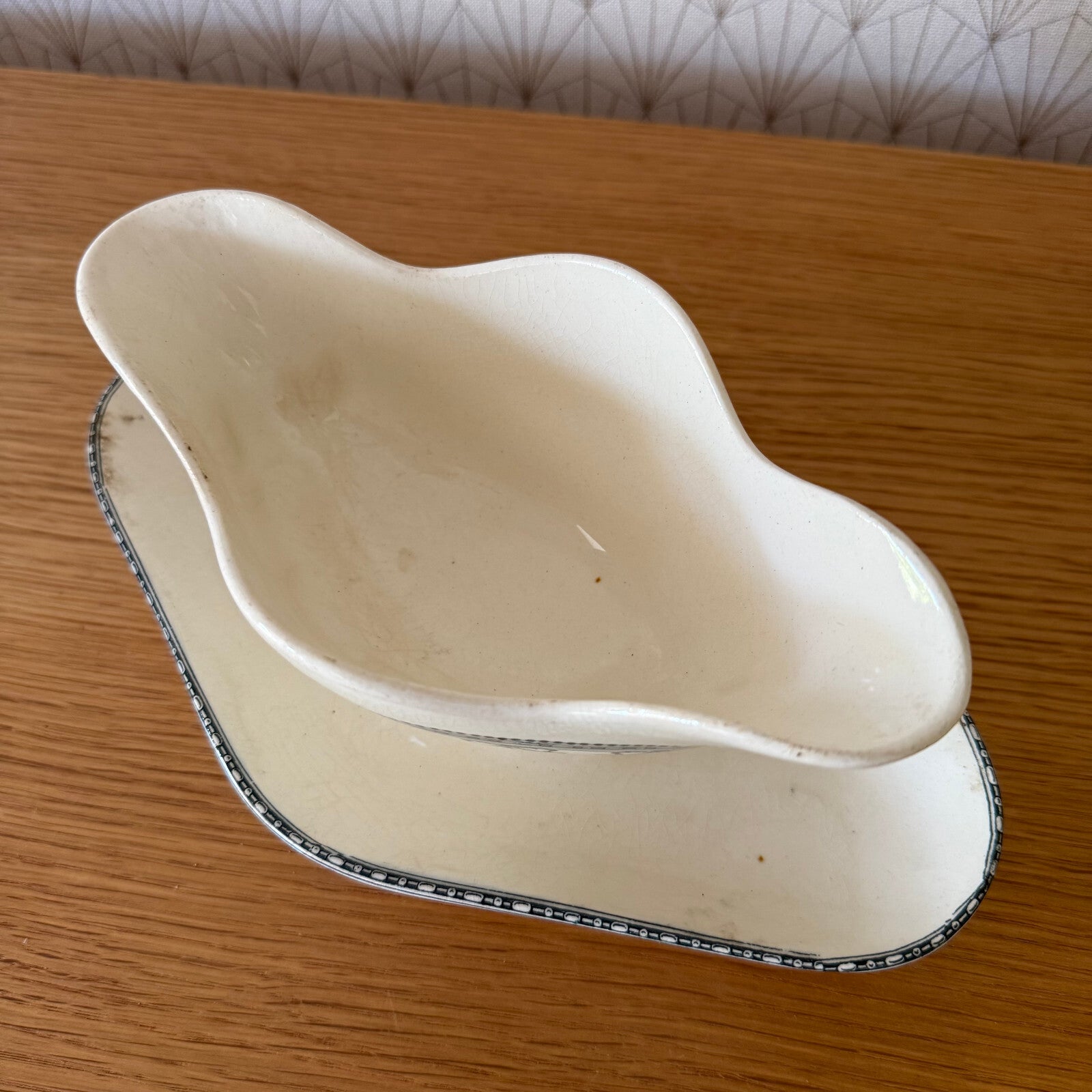 French Ironstone Gravy Boat Louis XVI Garland Salins Transferware 05052514 salins