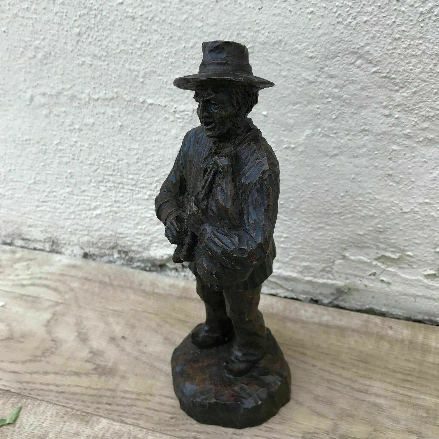 French Hand Carved Old Man Musician Wood From France 1008183 - Fleamarketfrance