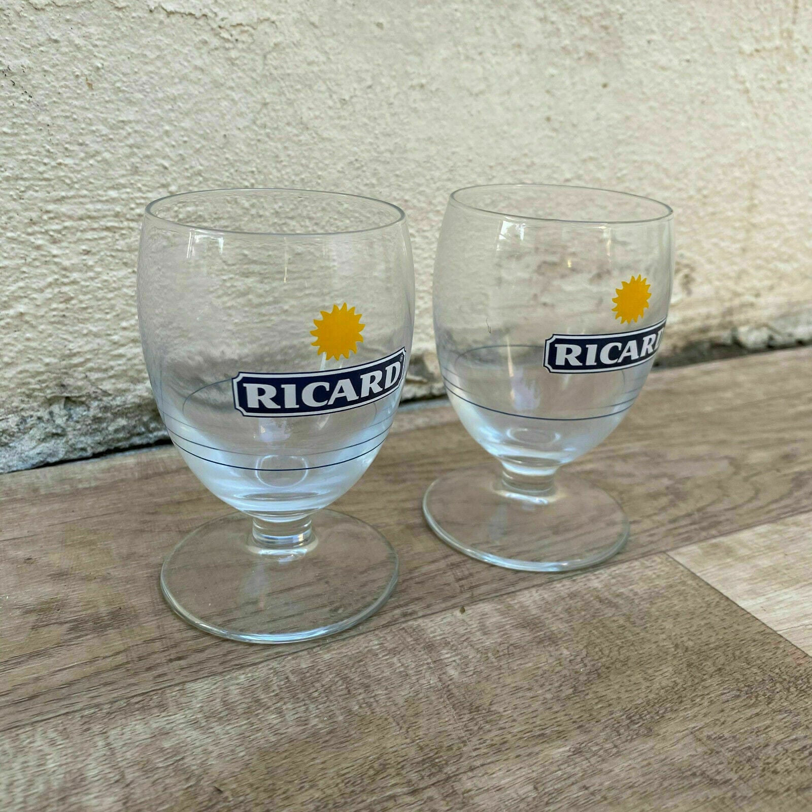 2 FRENCH RICARD ANISETTE PASTIS GLASSES WITH SUNBURST MOTIF 1103232 - Fleamarketfrance