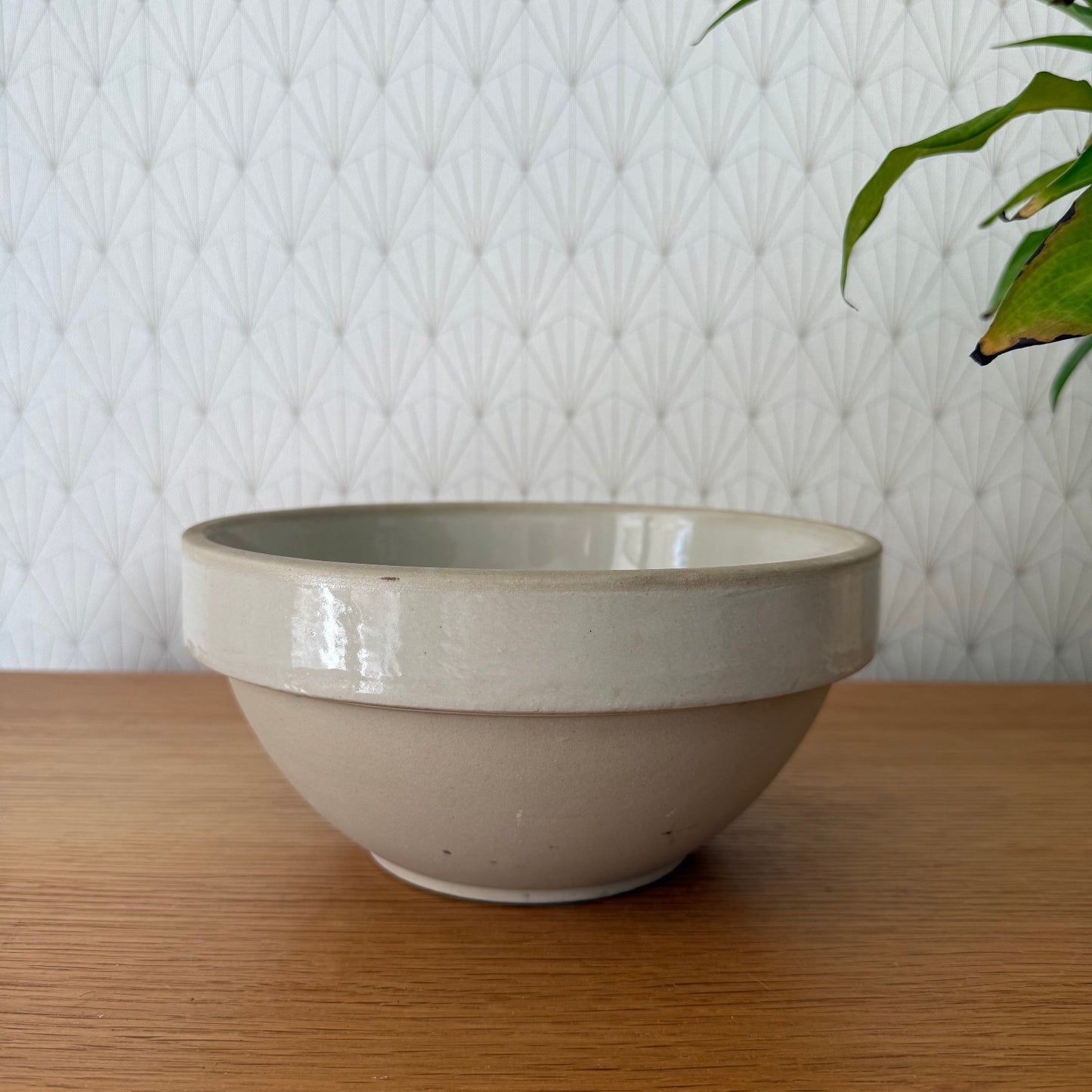 VINTAGE FRENCH STONEWARE SALAD MIXING BOWL TERRINE 8 1/4" 2608258 Fleamarketfrance : French vintage and antique decor