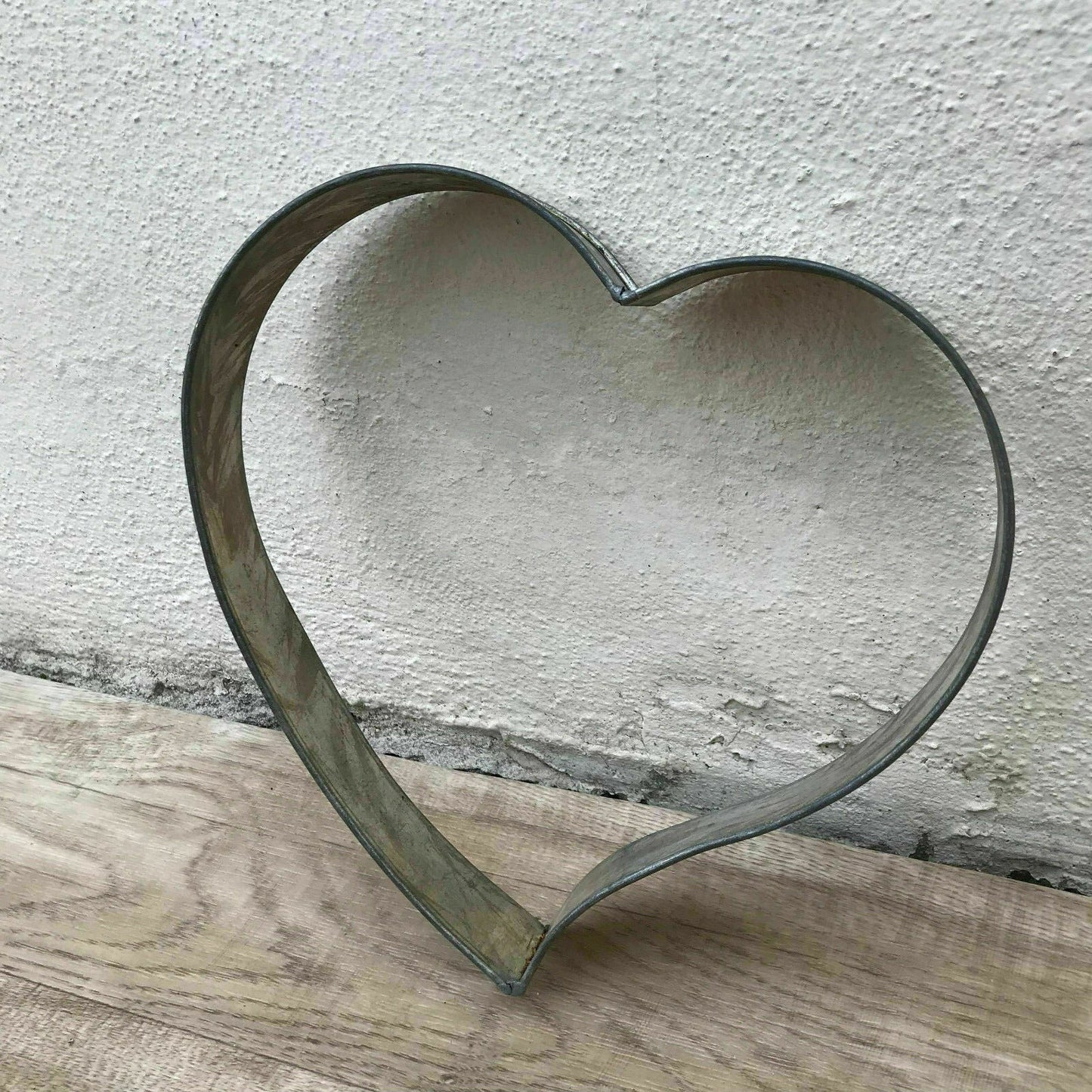 French Heart Cake Tin Vintage Baking Mold 22cm Large Tin 13022613 Unbranded