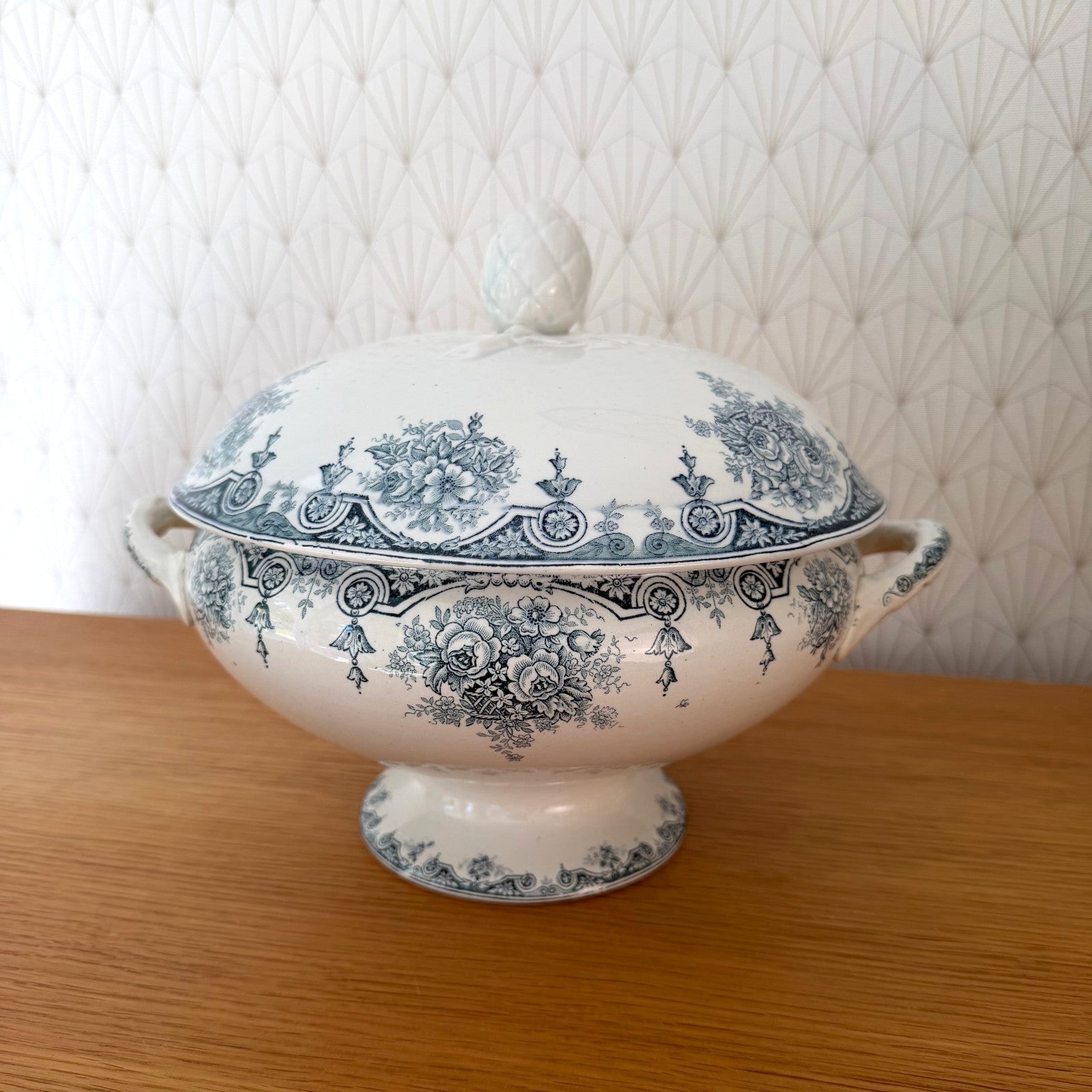 French Tureen Earthenware White Blue Fruits Bowl Terre De Fer 2210251 Fleamarketfrance : French vintage and antique decor