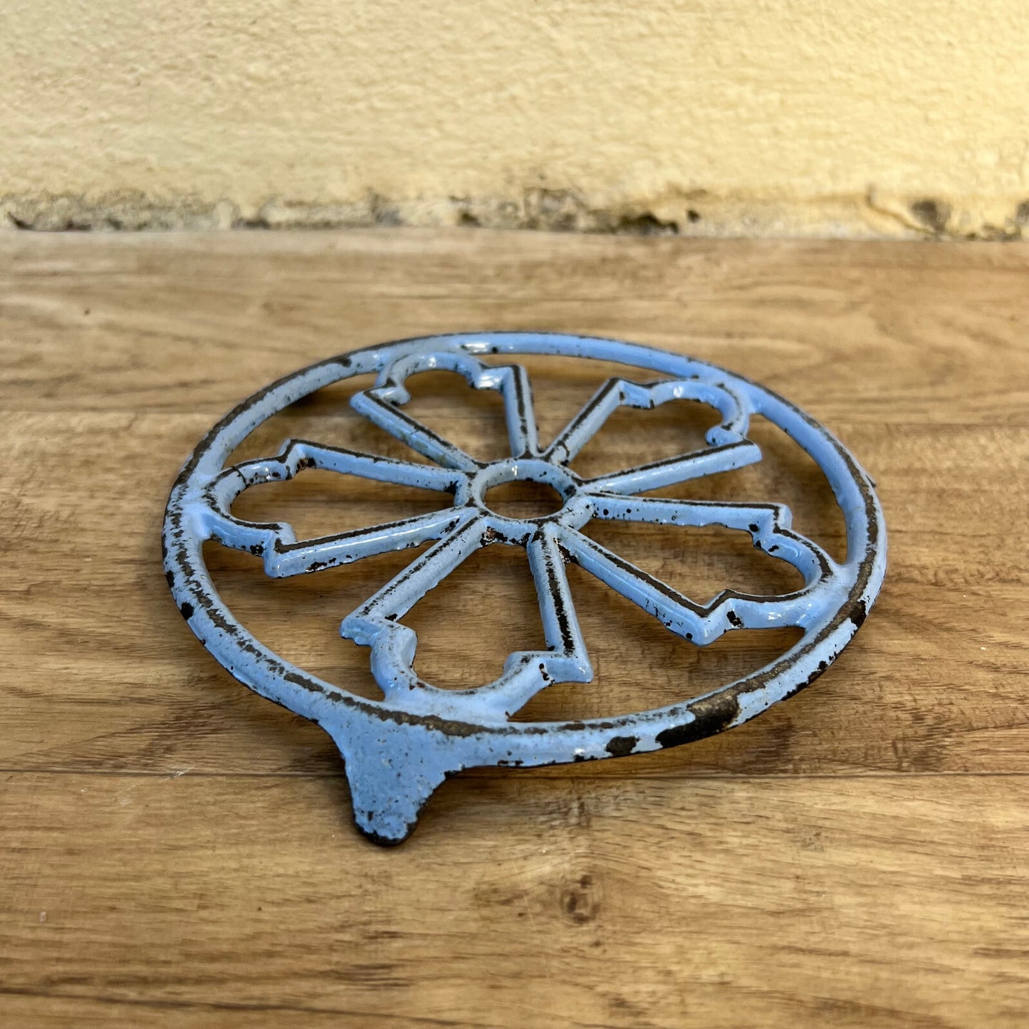 Antique French Cast Iron Trivet Blue Patina Floral Kitchen 06102417 Does Not Apply