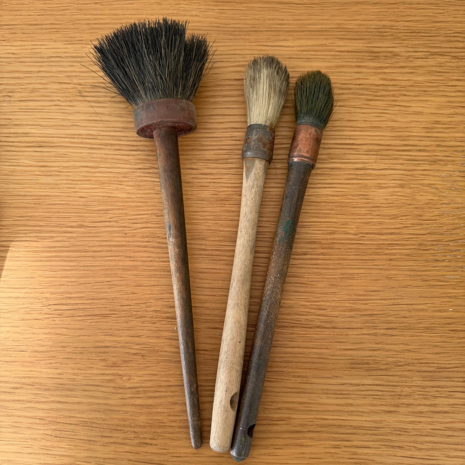 Vintage French Artist Paint Brushes Set Professional Studio Tools 1801263 Fleamarketfrance : French vintage and antique decor