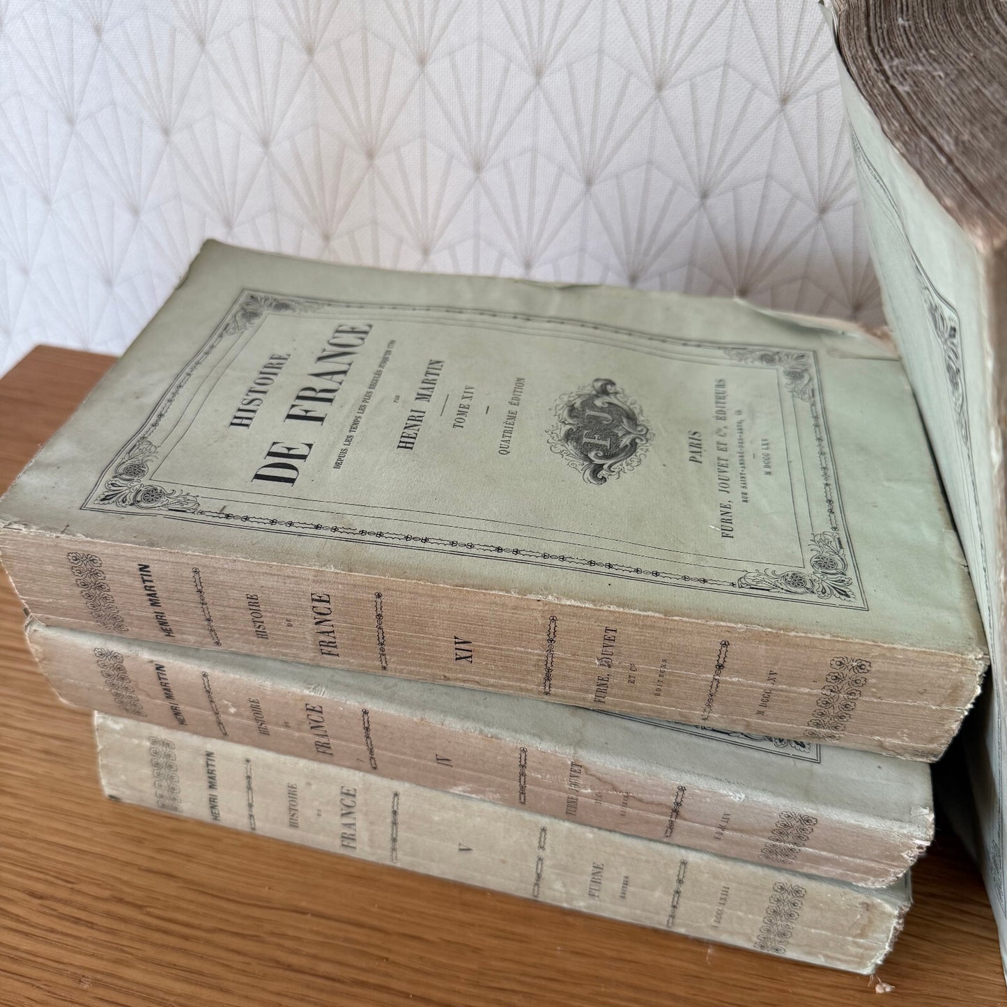 Collection of 4 books old French decoration 2112241 Fleamarketfrance