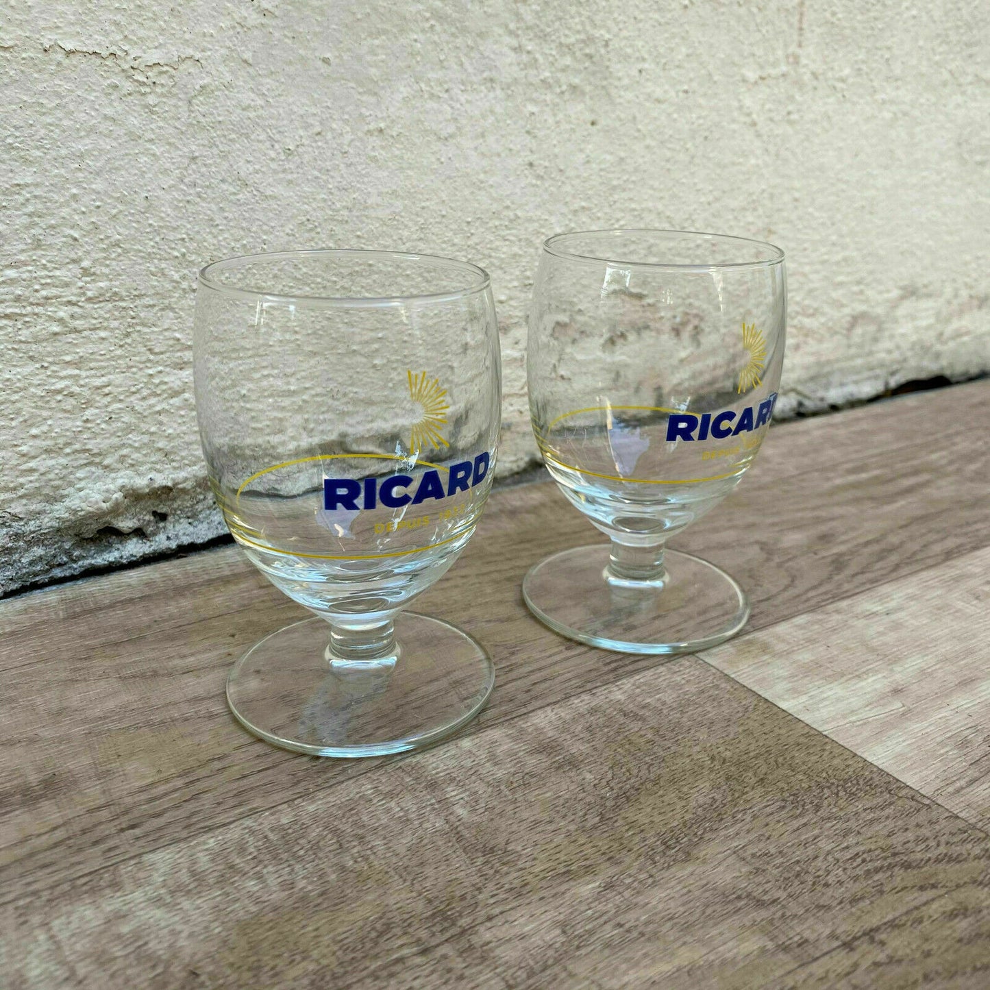 2 FRENCH RICARD ANISETTE PASTIS GLASSES WITH SUNBURST MOTIF 23092020 - Fleamarketfrance