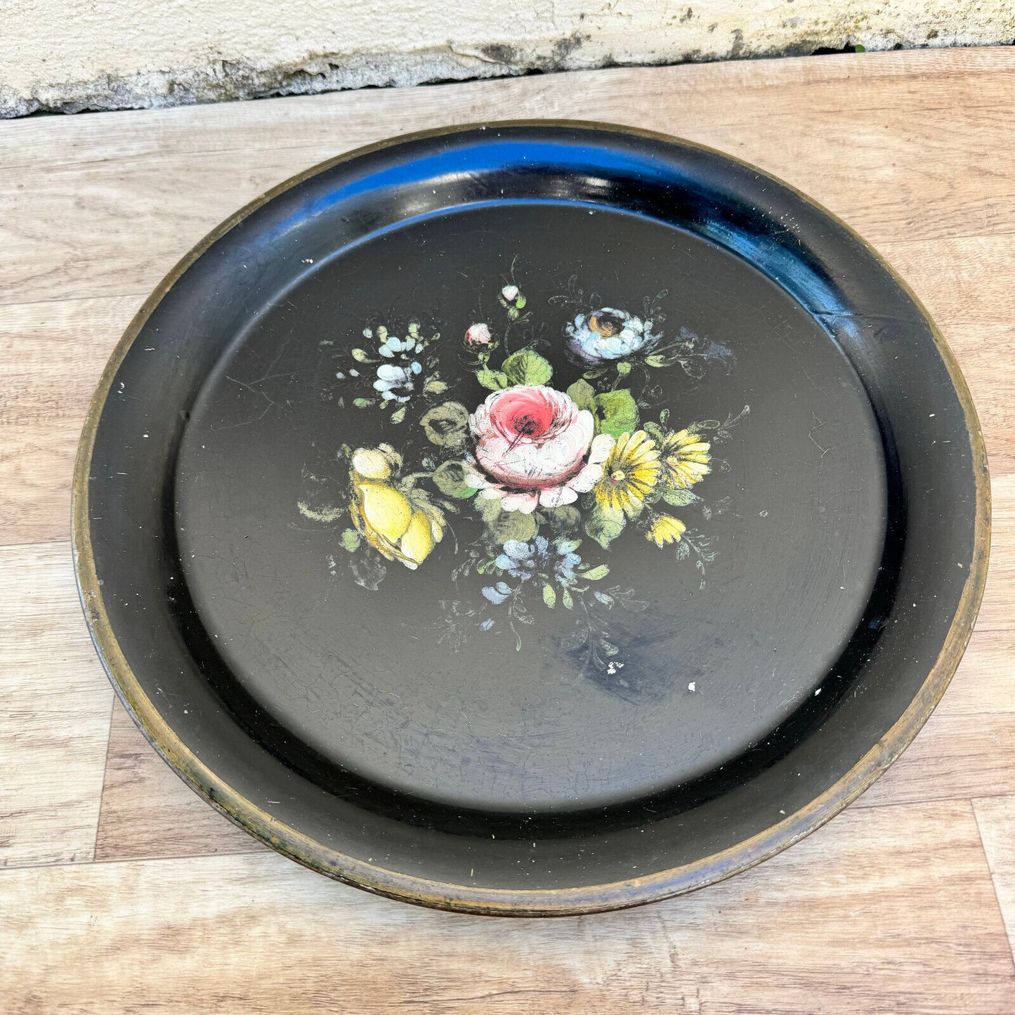 Vintage FRENCH NAPOLEON III PAINTED TOLE TRAY ROUND FLOWER MOTIF 1810231 - Fleamarketfrance